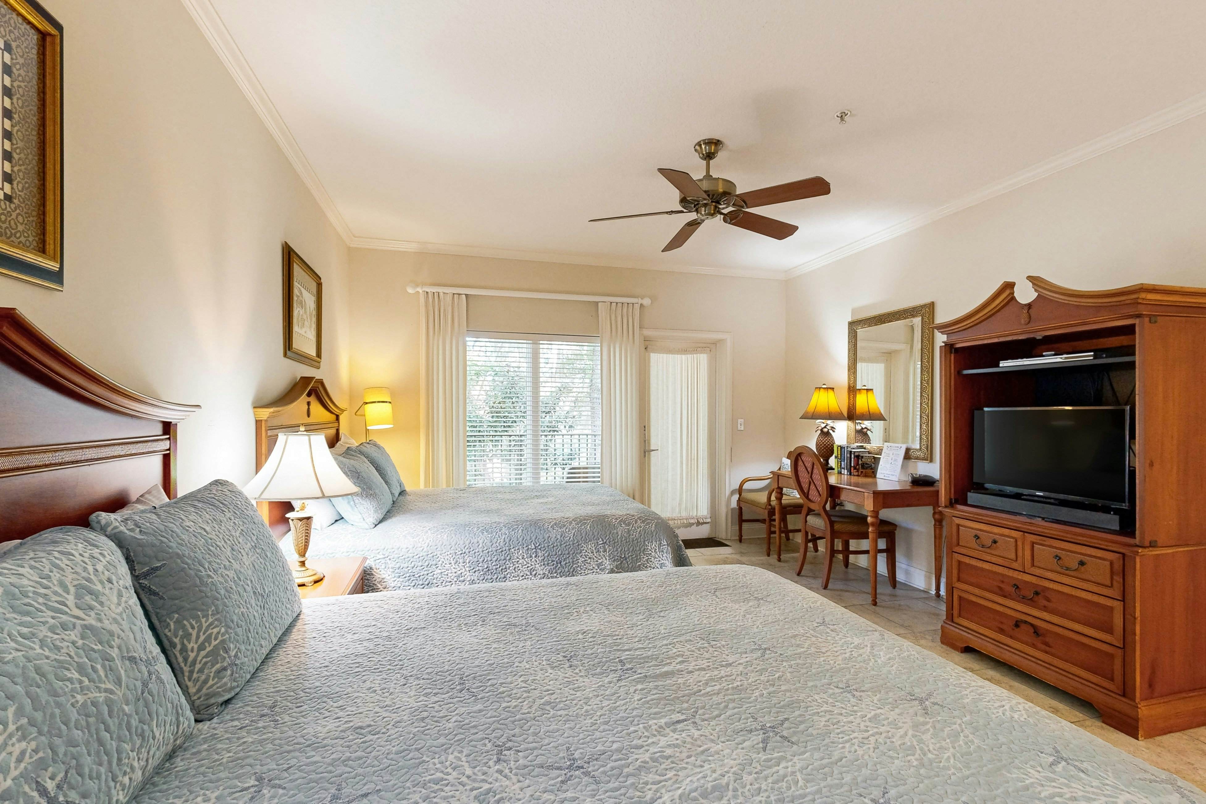 2519-20 Tennis Villas