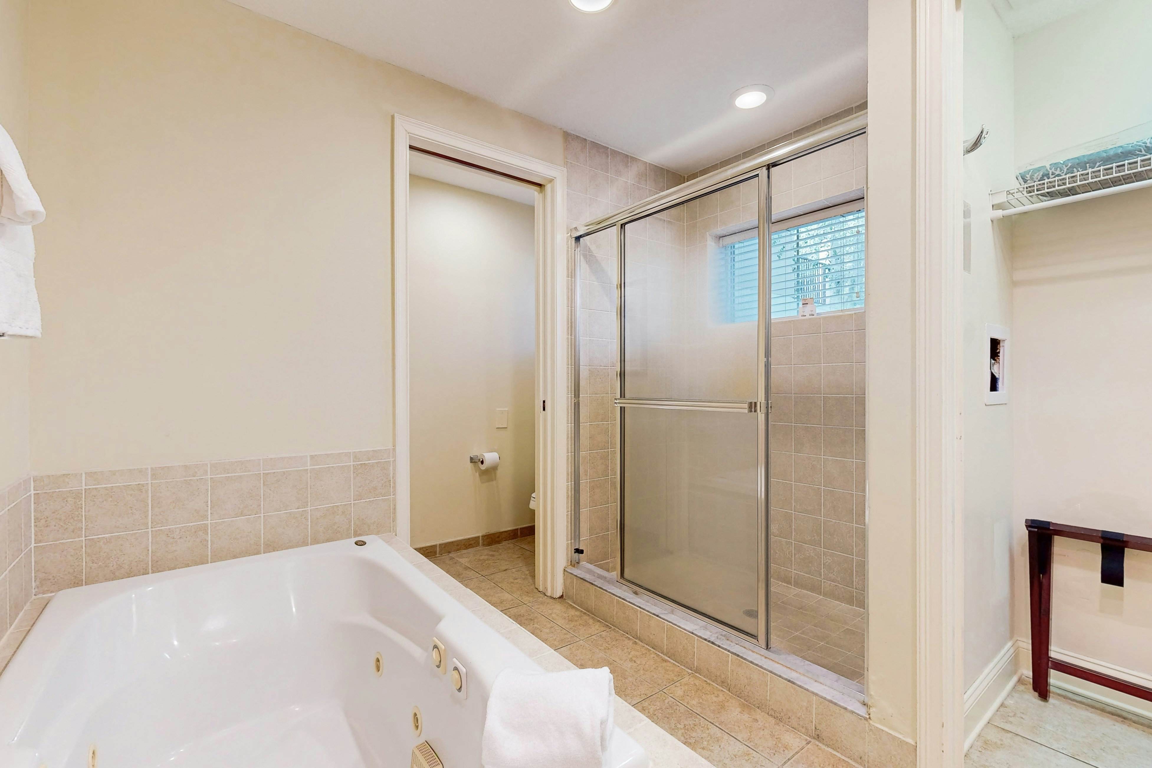 2519-20 Tennis Villas