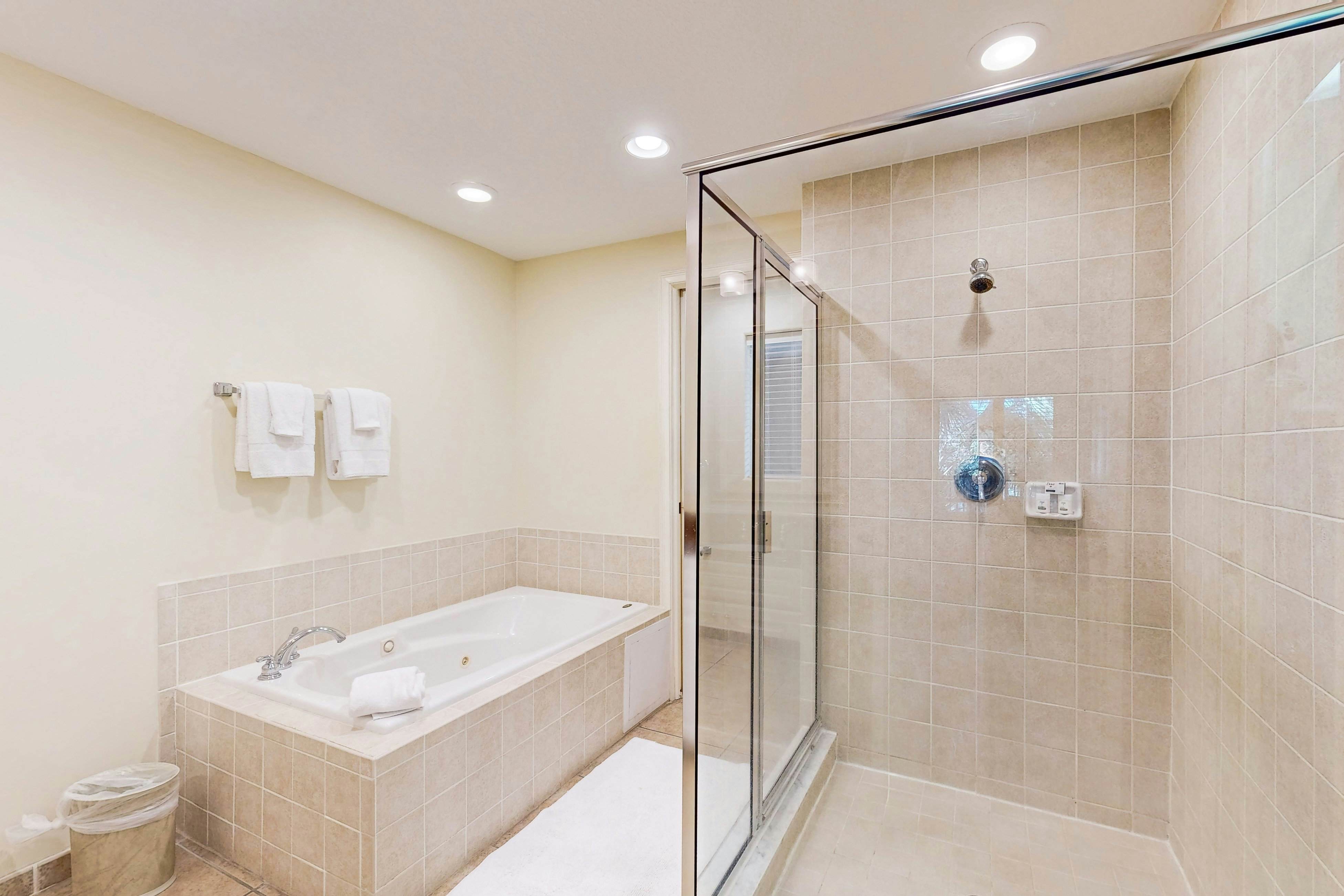 2519 Tennis Villas King Suite