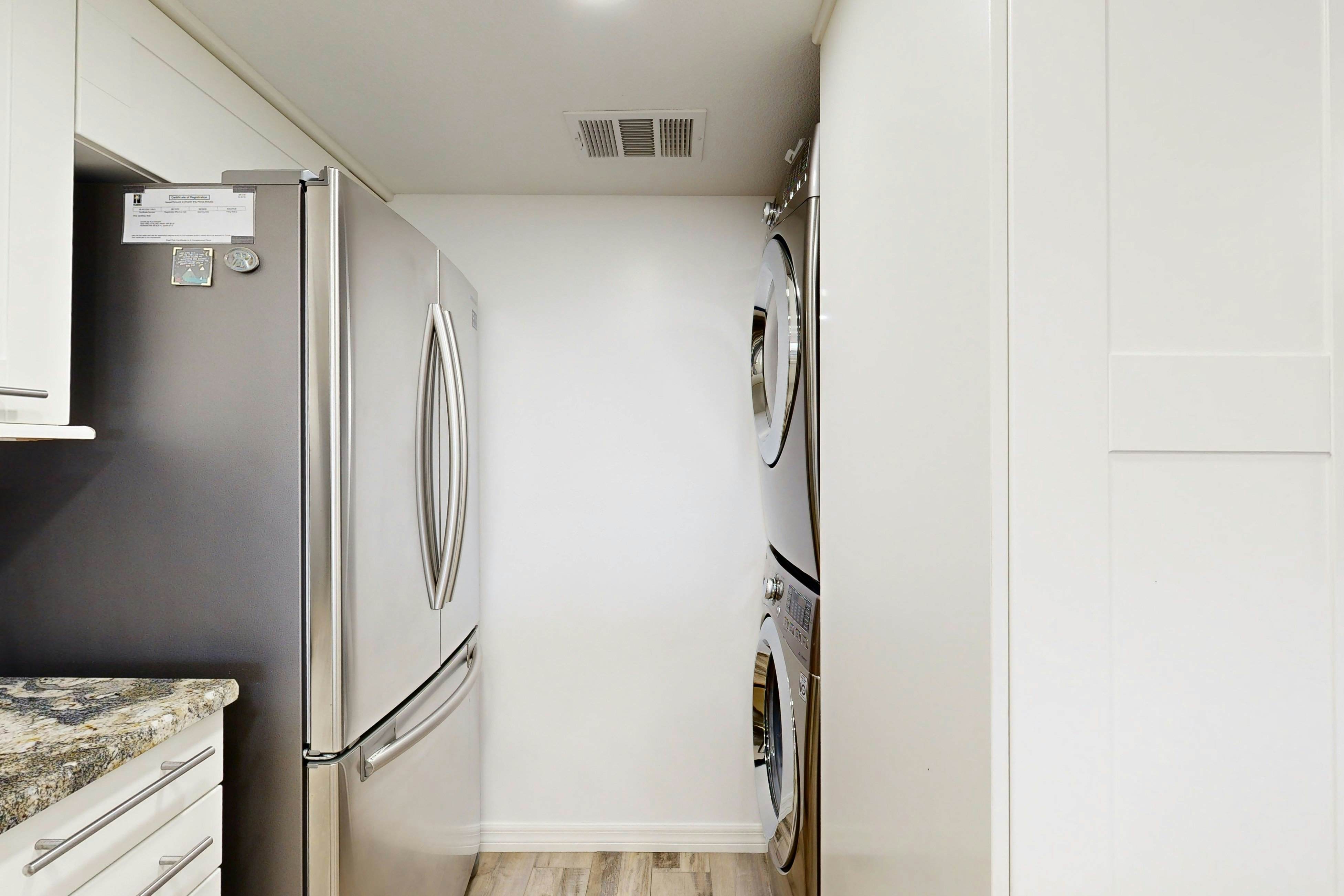 B126 Amelia Surf and Racquet