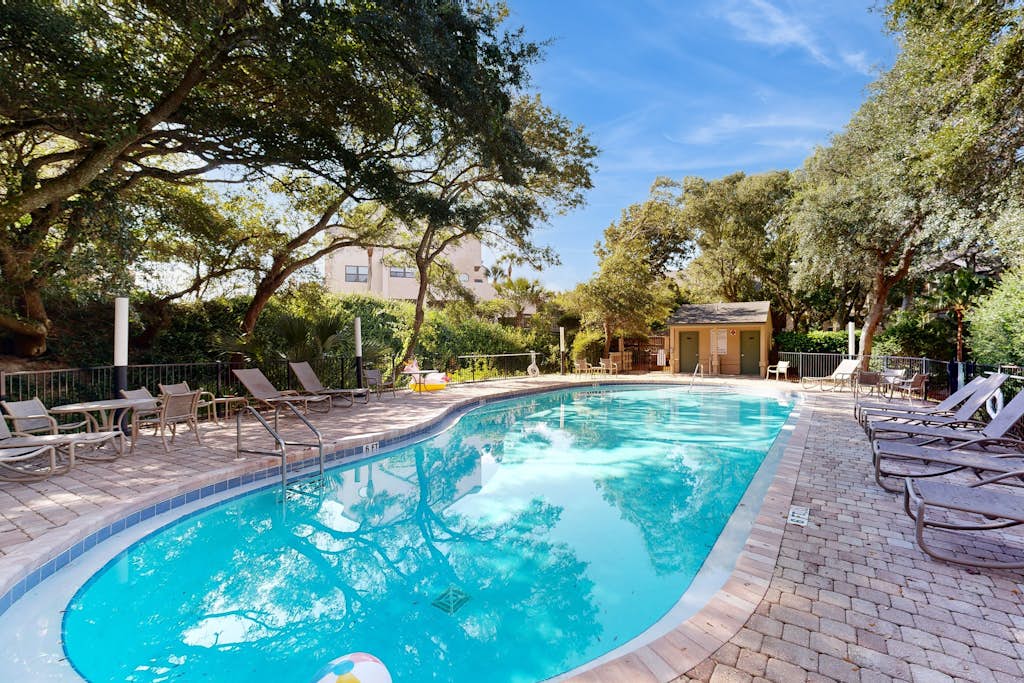 Ground-floor summer beach village condo with a great view plus patio & pool