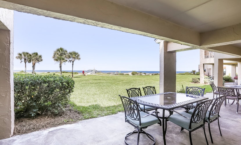 203 Sailmaker Lovely 2BR Oceanfront | Patio | Pool