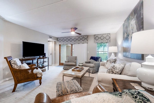 203 Sailmaker Lovely 2BR Oceanfront | Patio | Pool