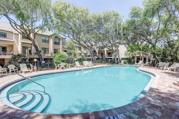 203 Sailmaker Lovely 2BR Oceanfront | Patio | Pool