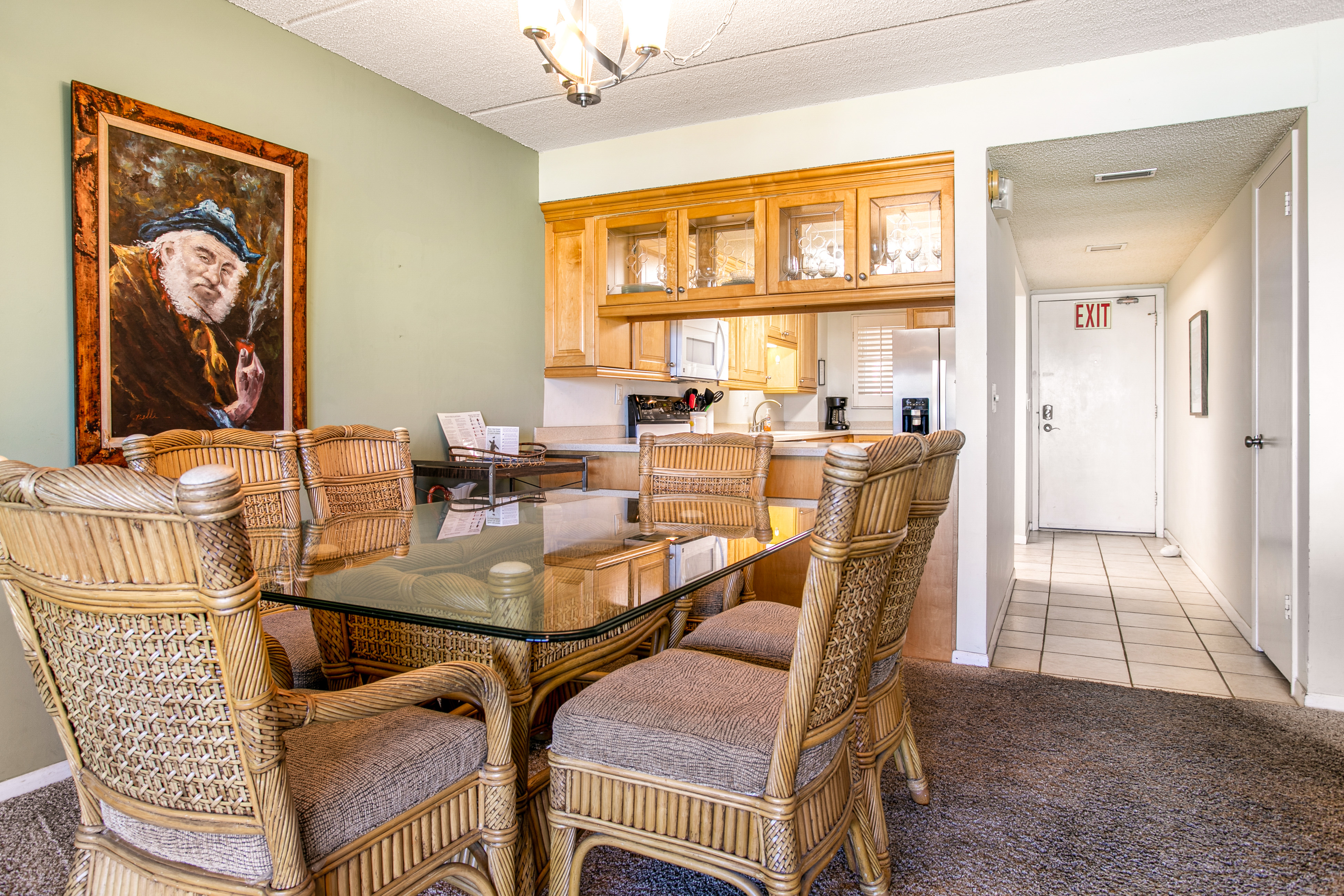 Sun-soaked Fernandina Beach oasis at Amelia South with pool & balcony