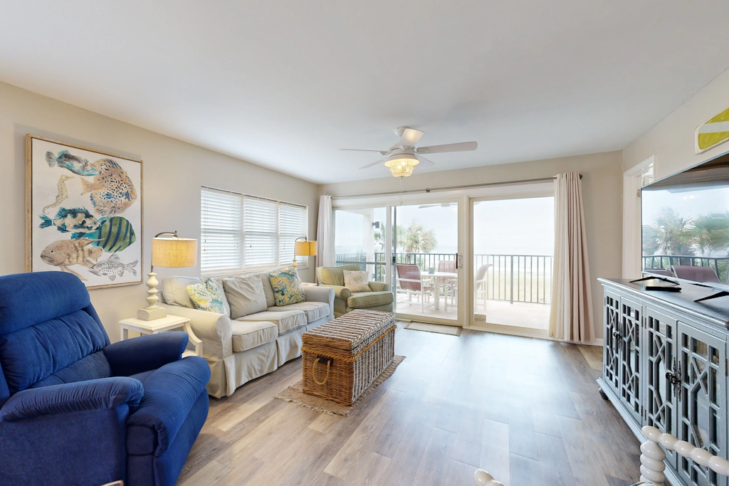 Amelia South Condo N2