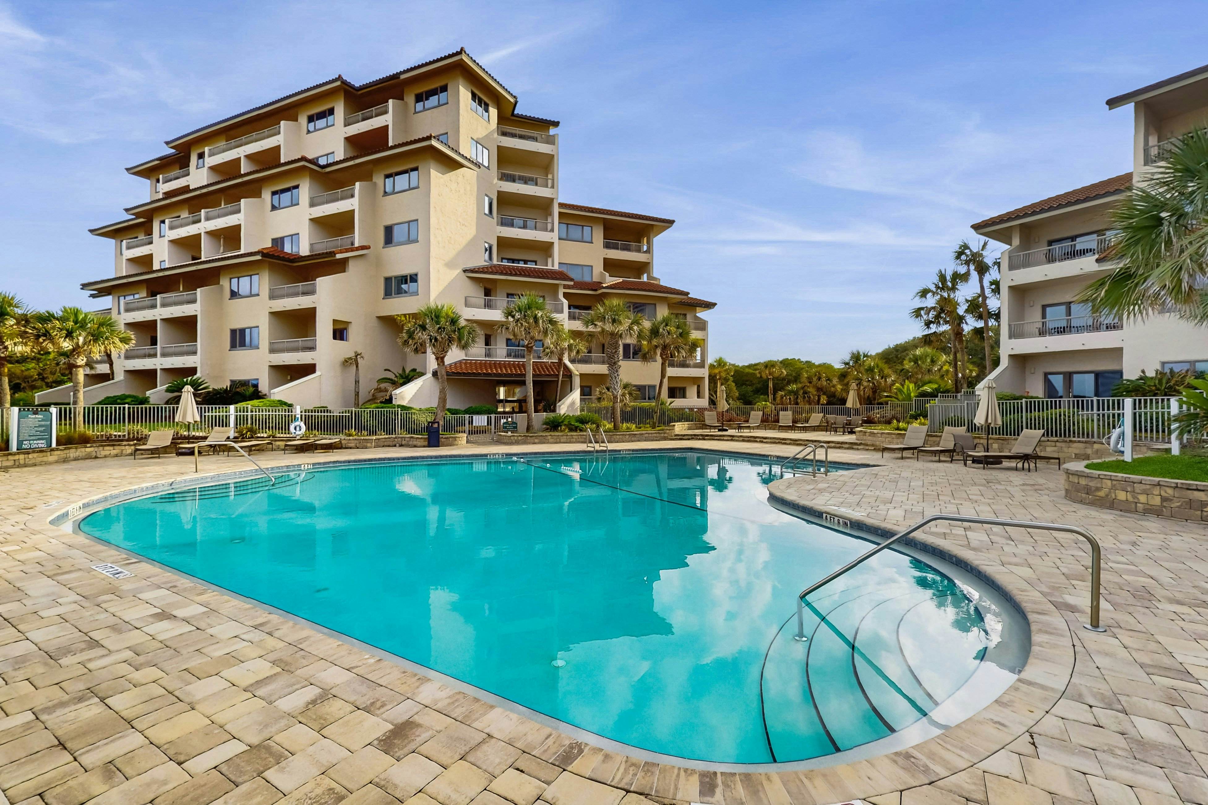 225 Sandcastles - Hotel Side