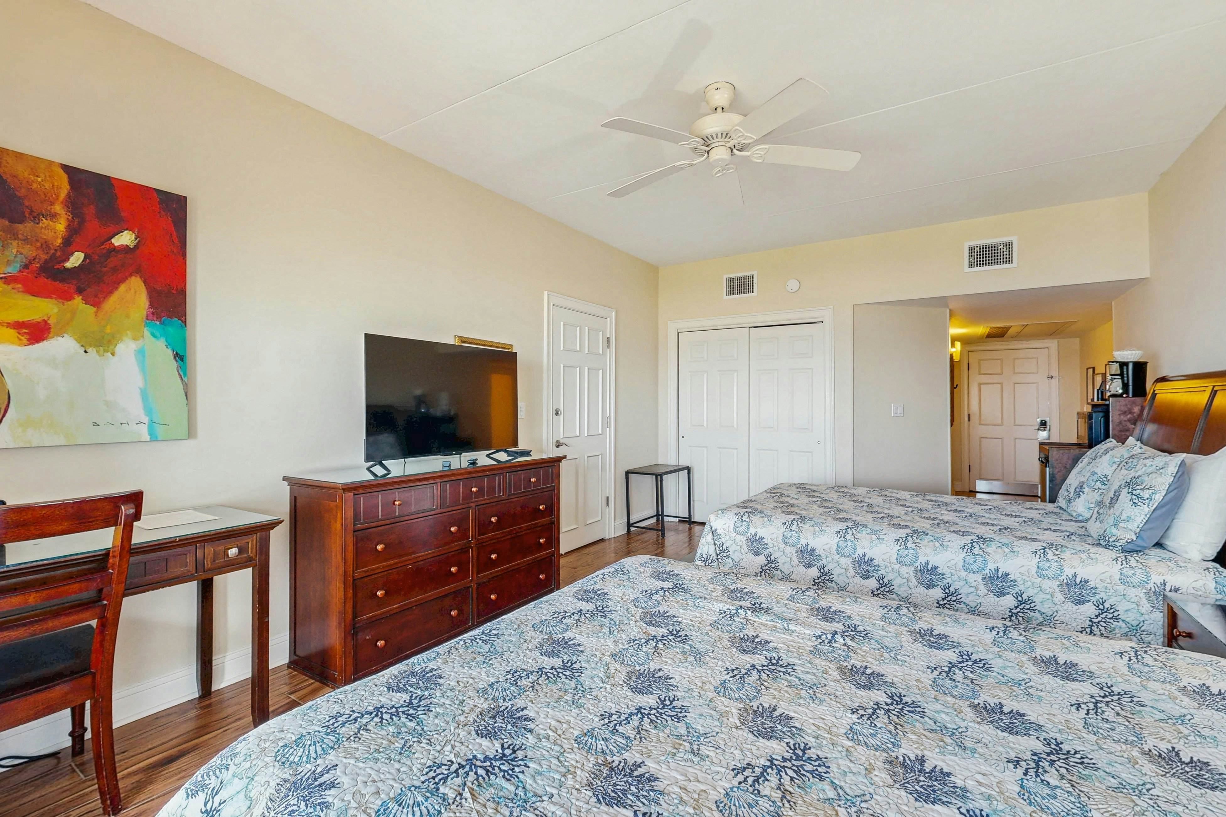 225 Sandcastles - Hotel Side