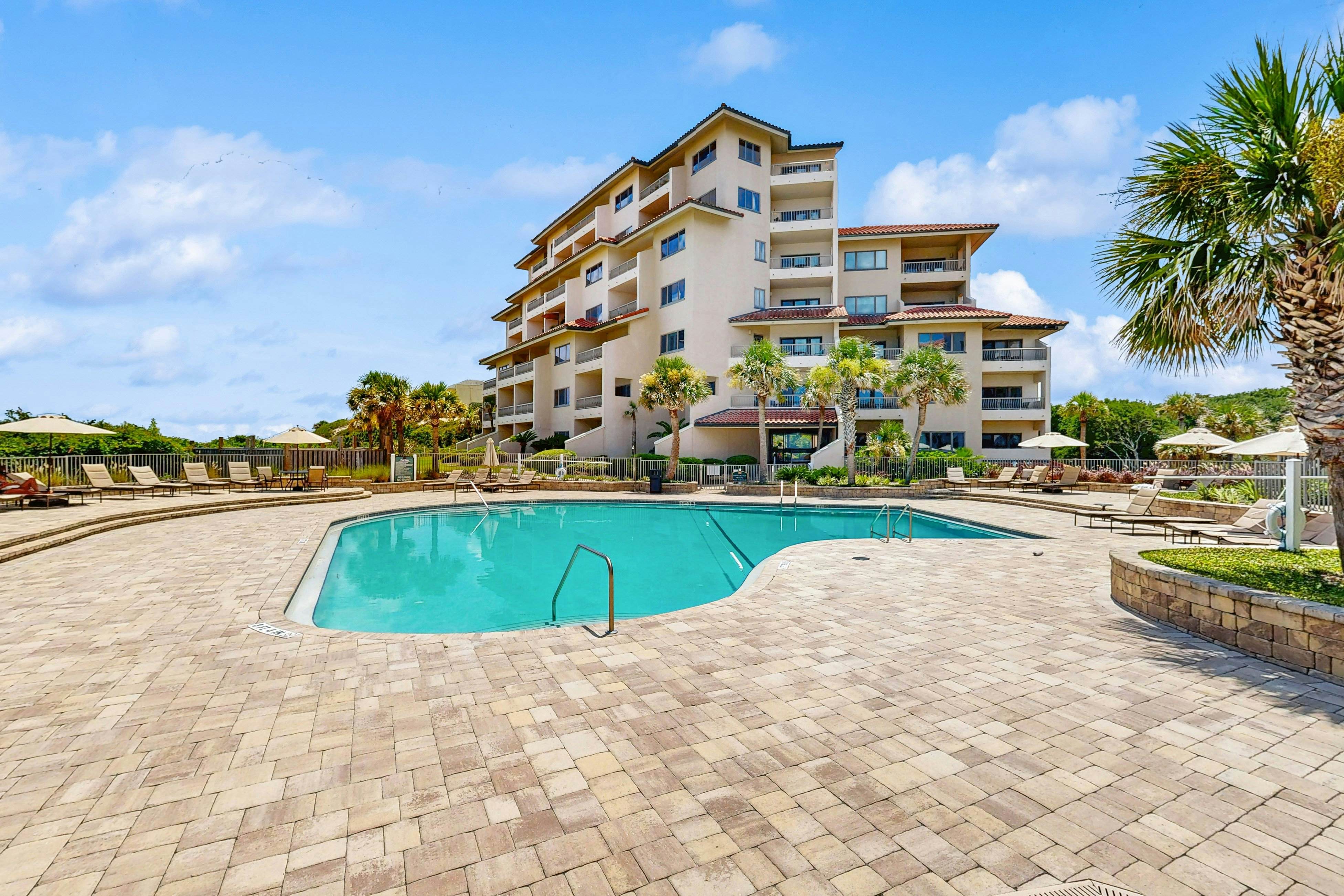 225 Sandcastles - Hotel Side