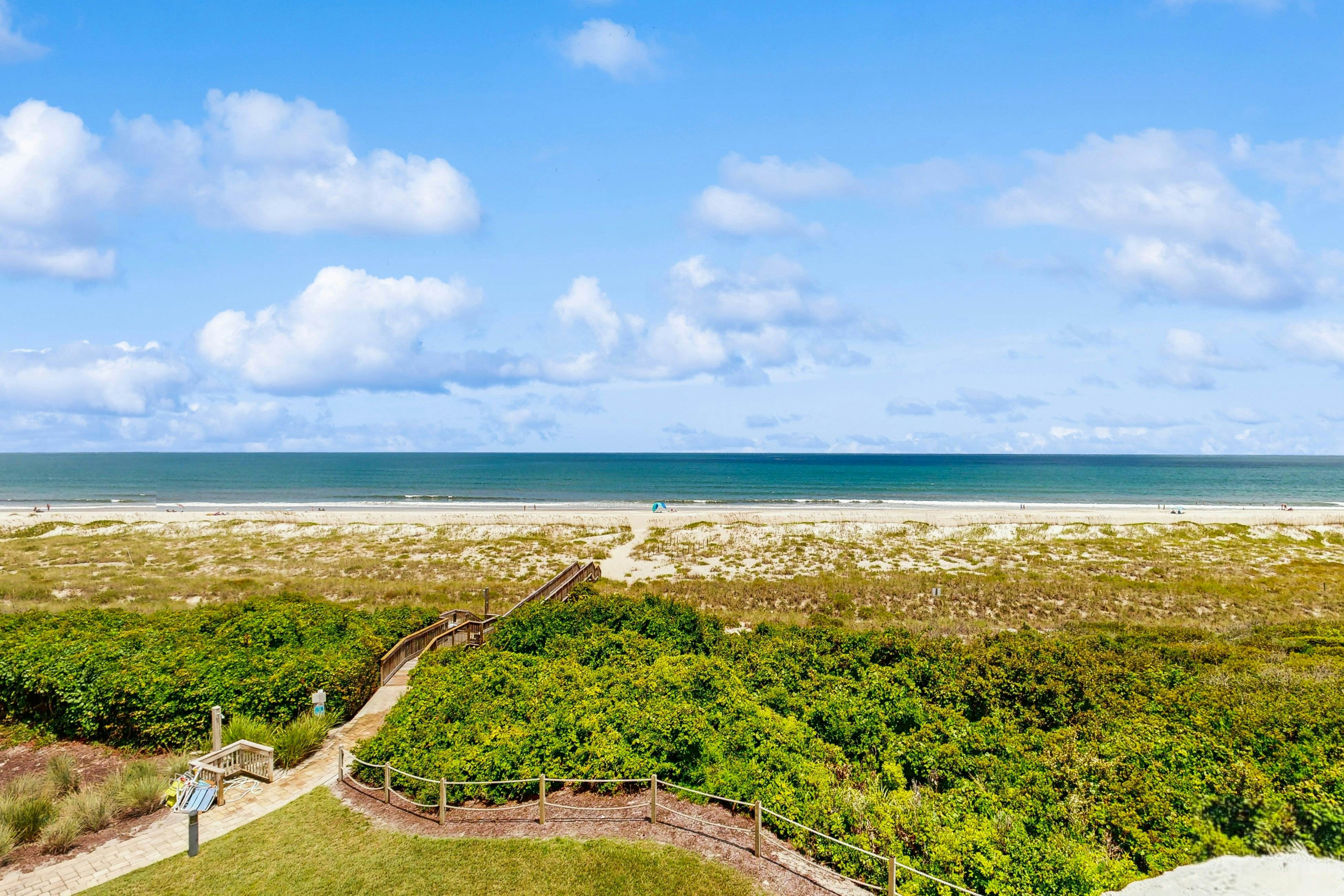 225 Sandcastles - Hotel Side