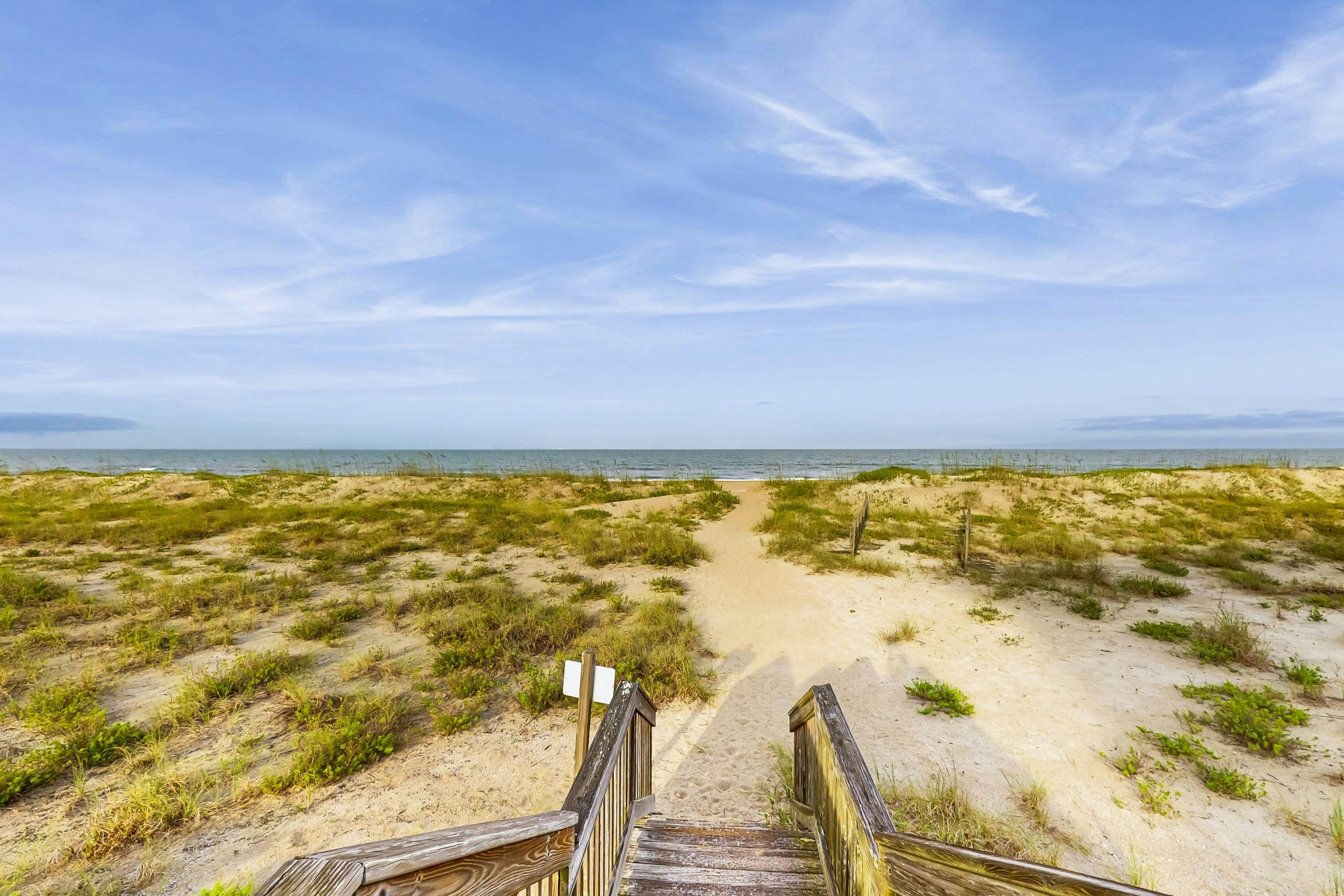 225 Sandcastles - Hotel Side