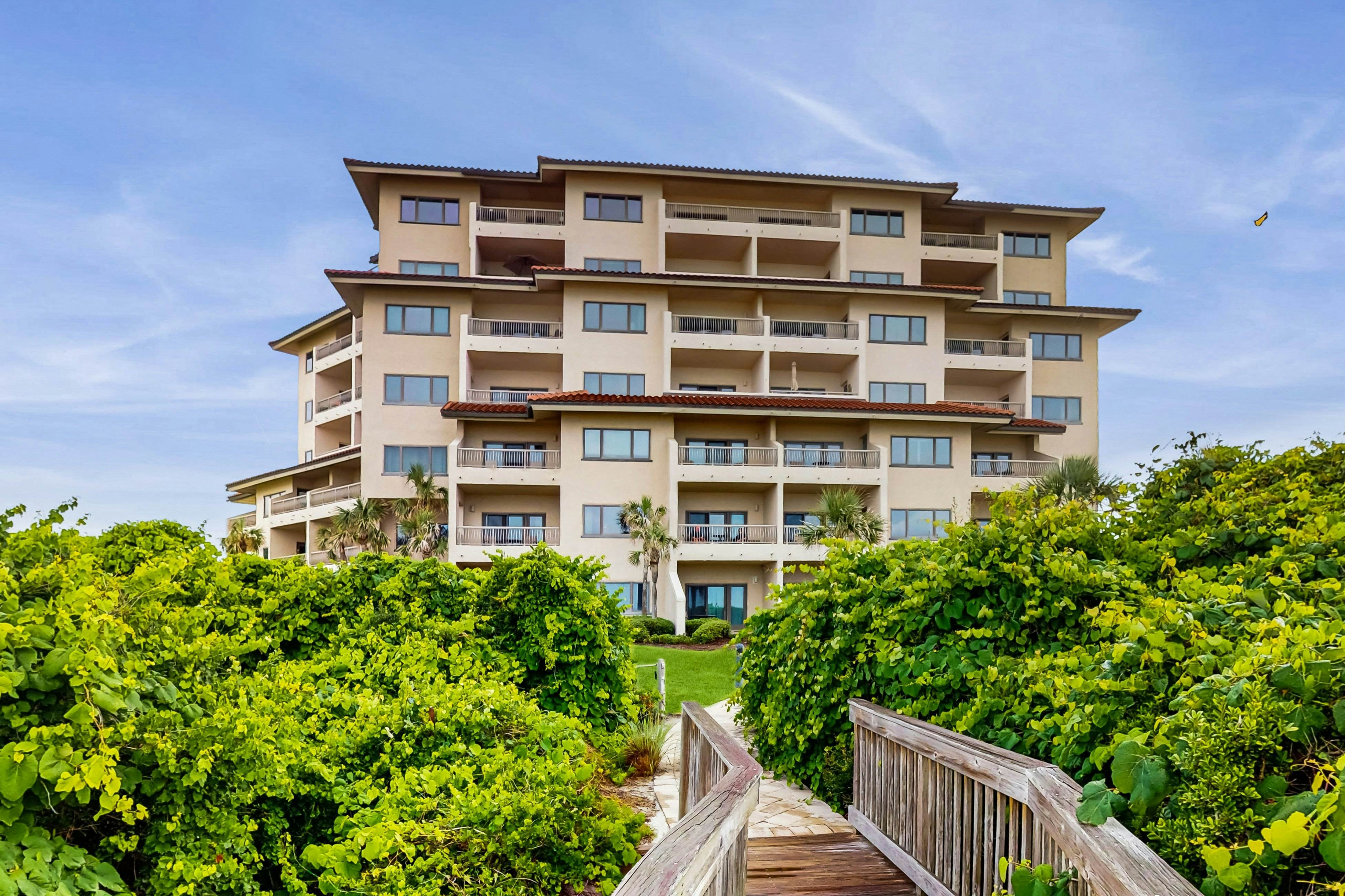 225 Sandcastles - Hotel Side