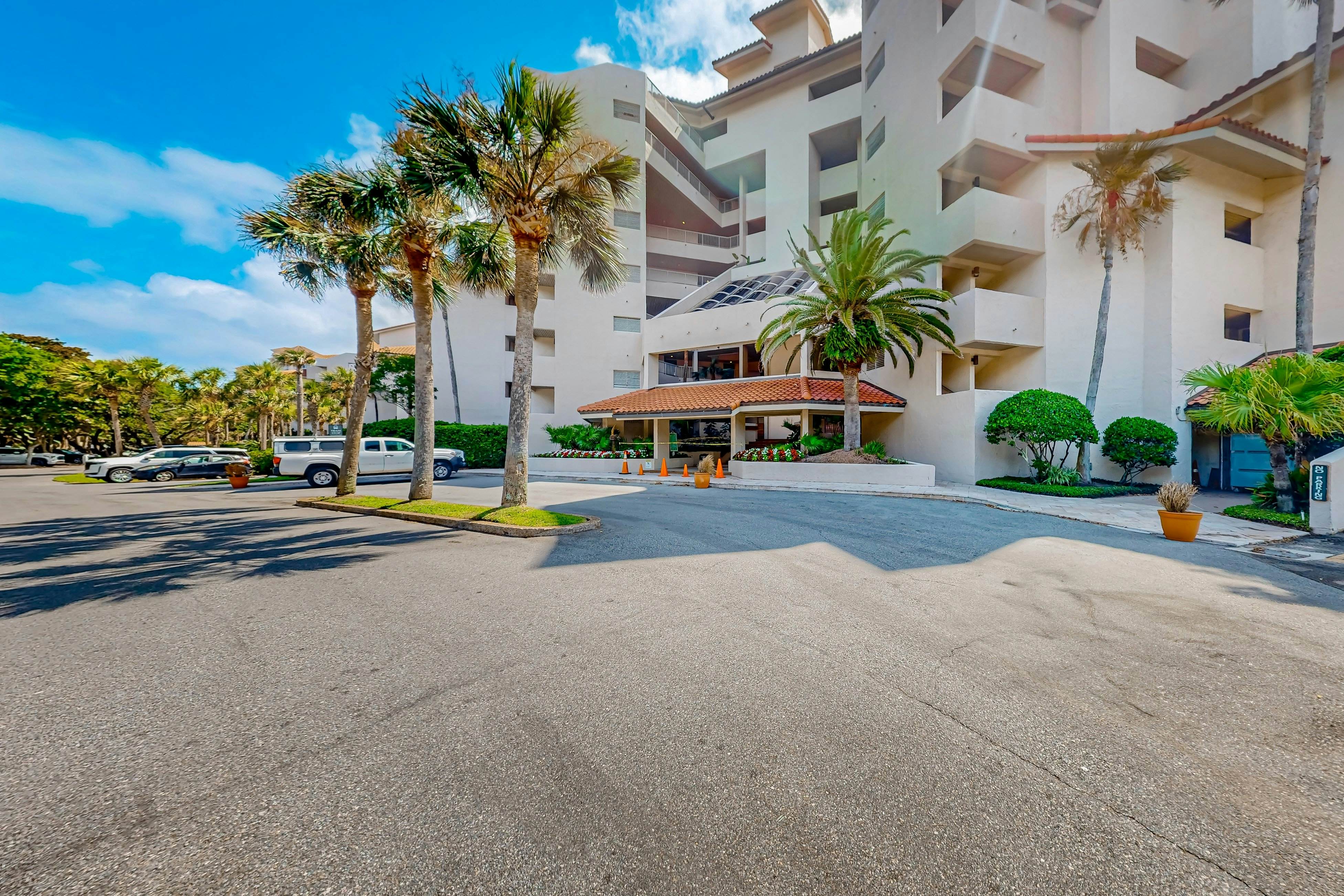 225 Sandcastles - Hotel Side