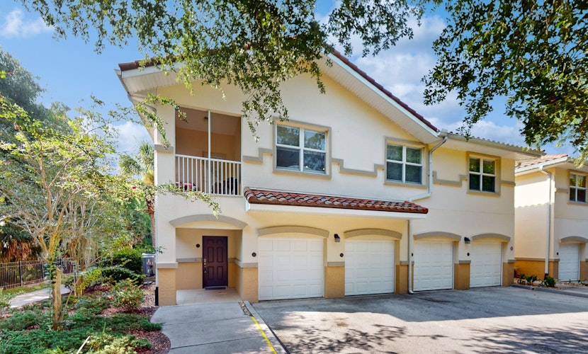 Immaculate Townhome in Upscale Community w/ Pool & Balcony - Near Beach