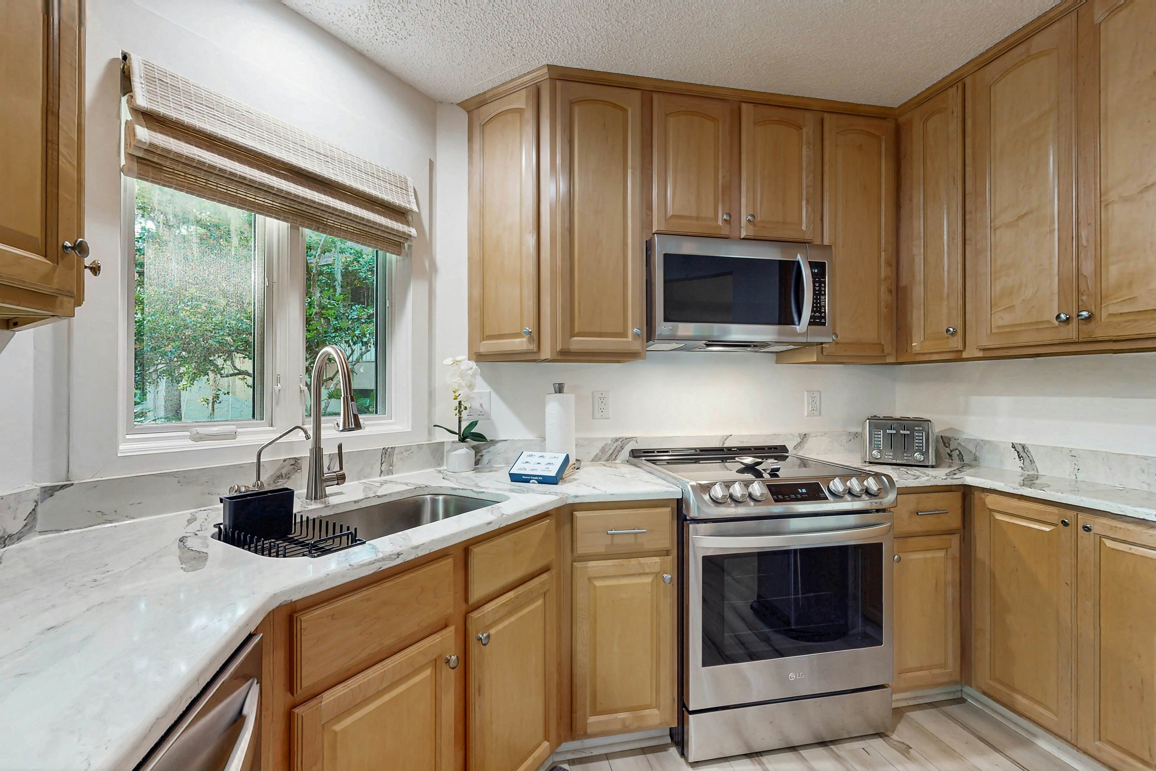 1 Bedroom King Condo - Courtside