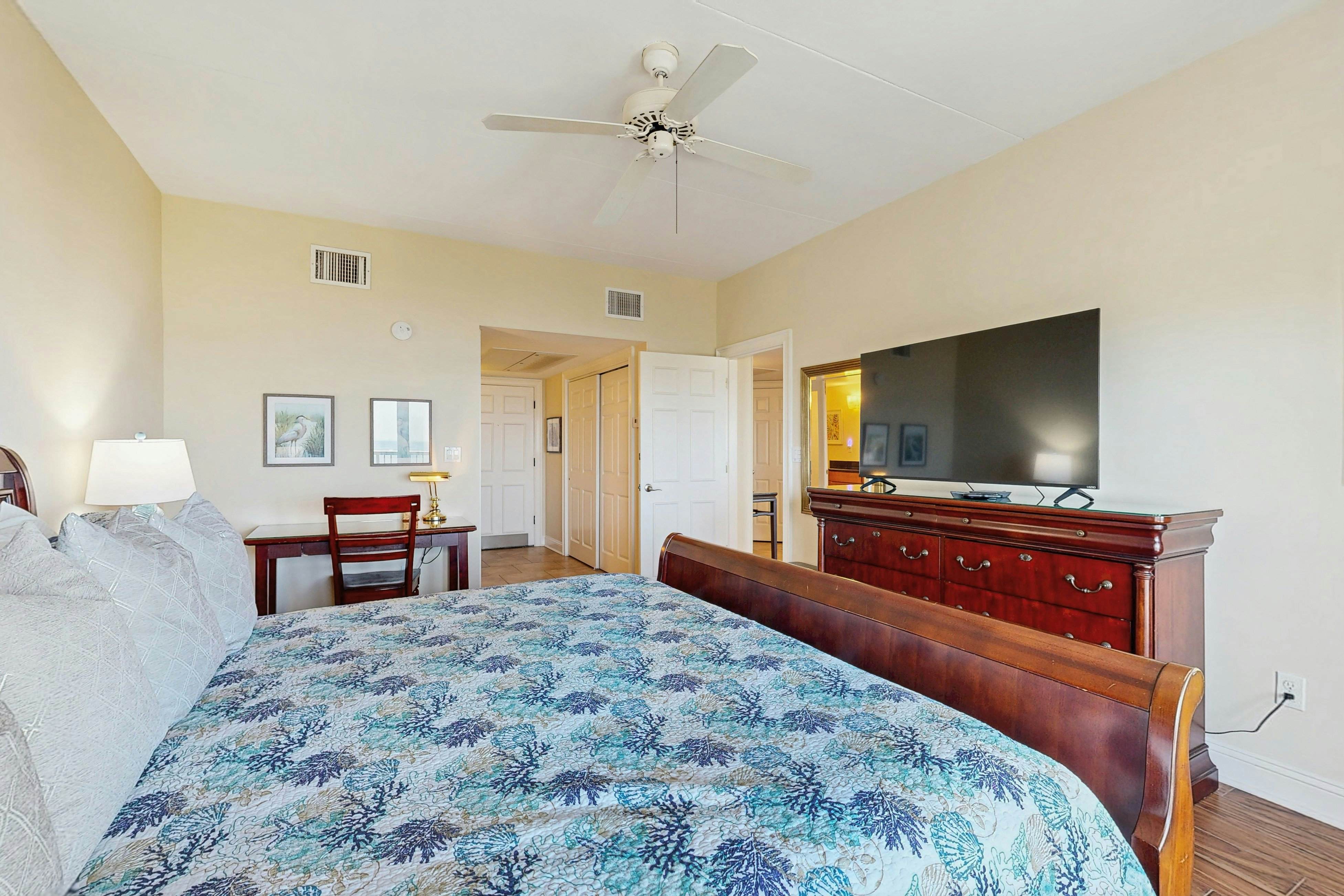 226 Sandcastles King Suite