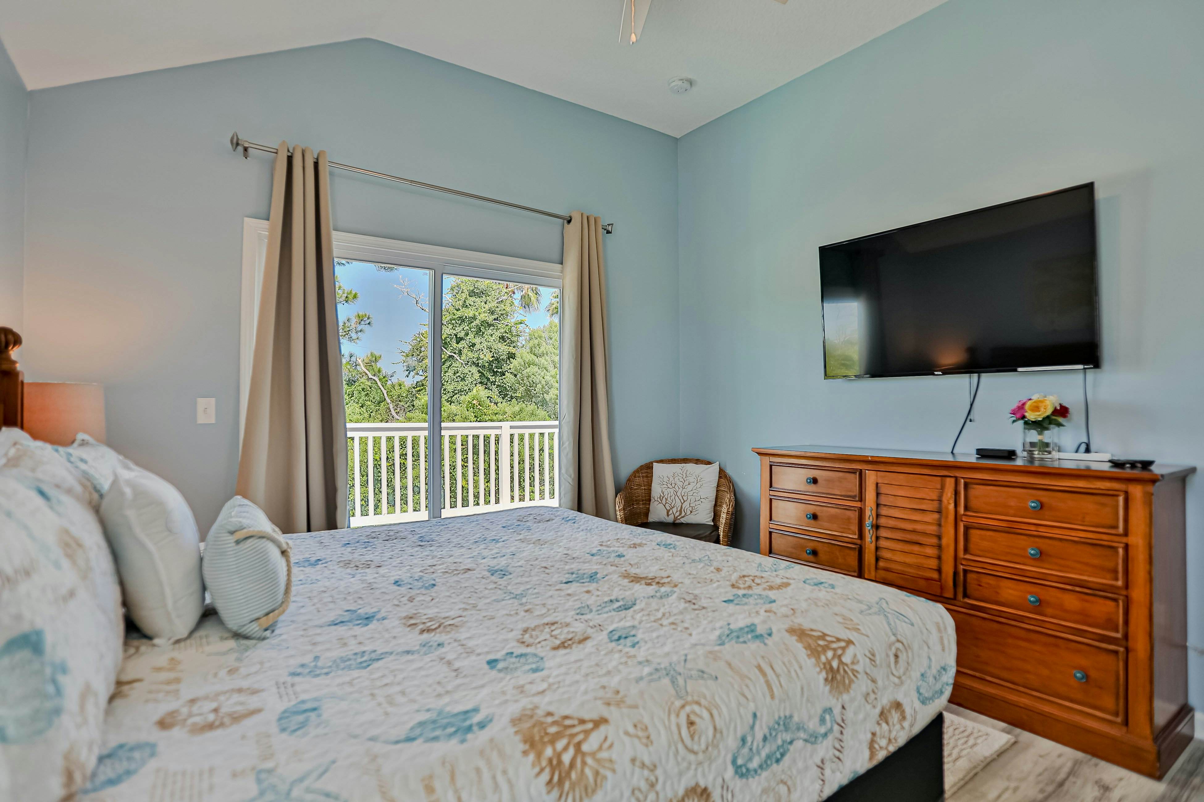 Dancing Dolphins and Tranquil Turtles Beach Villa