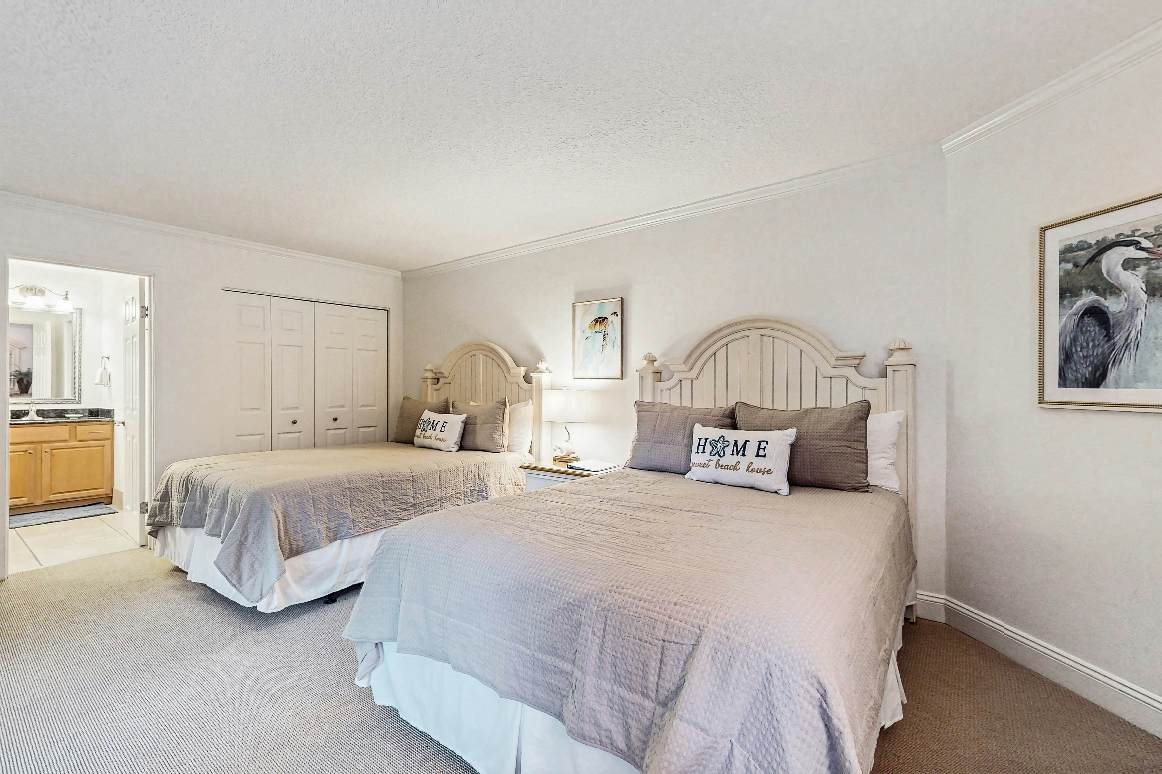 2 Bedroom Full Condo - Courtside