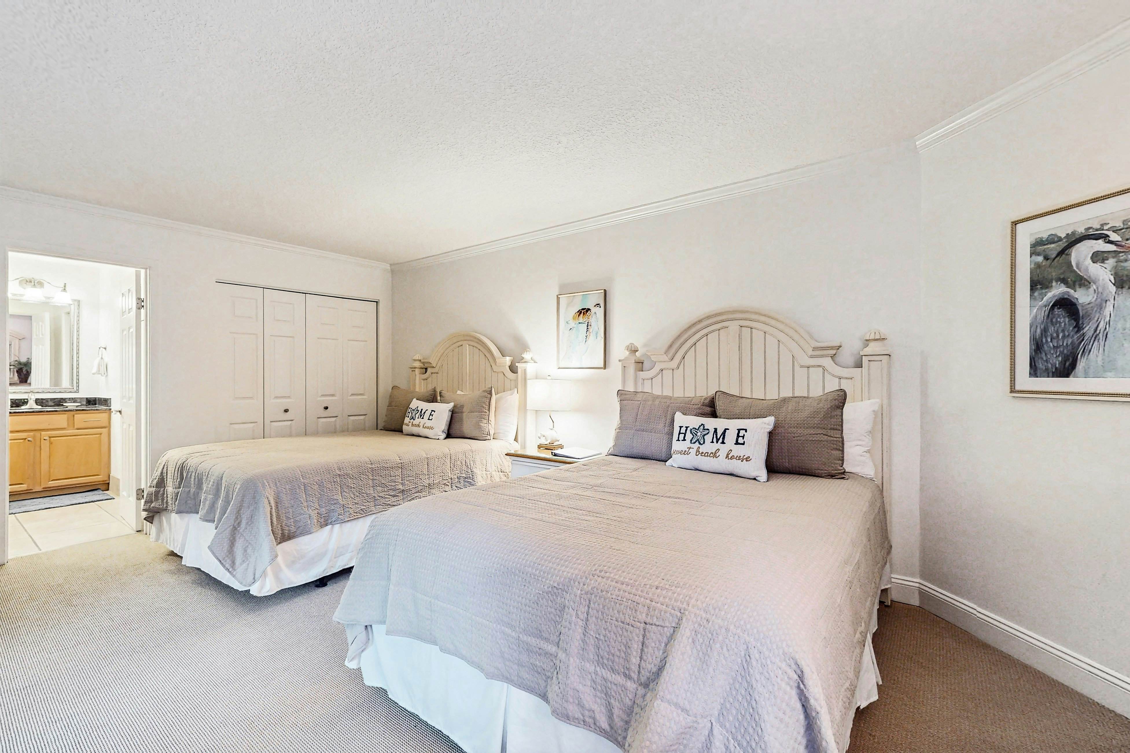 1 Bedroom Queen Studio - Courtside