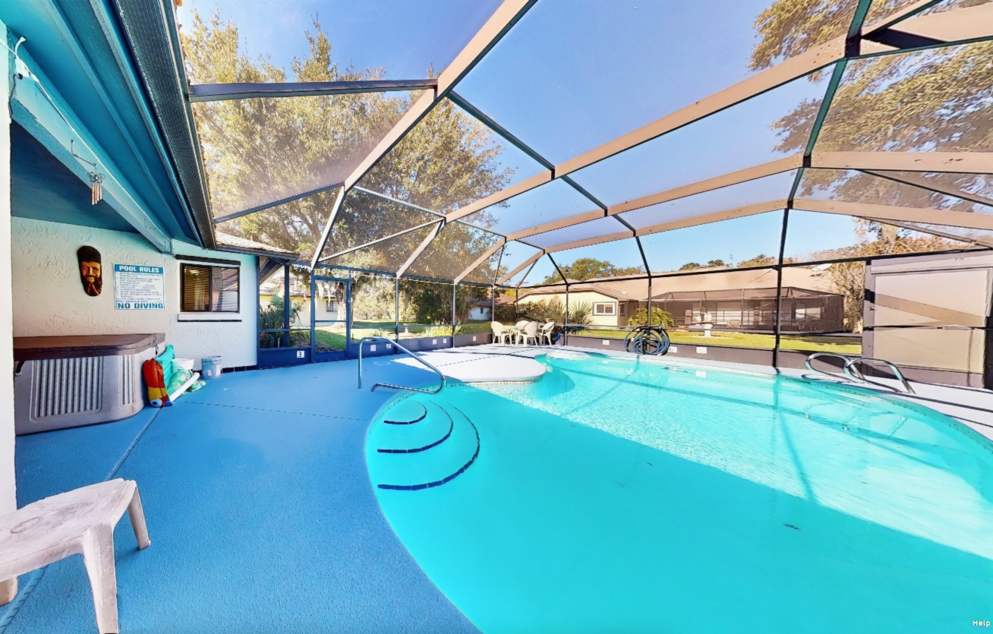 Coastal home near beach with private outdoor pool, washer/dryer, AC, & WiFi