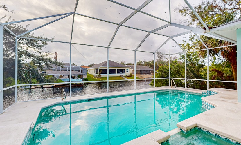 Prime House with lanai, private pool, BBQ, and water views