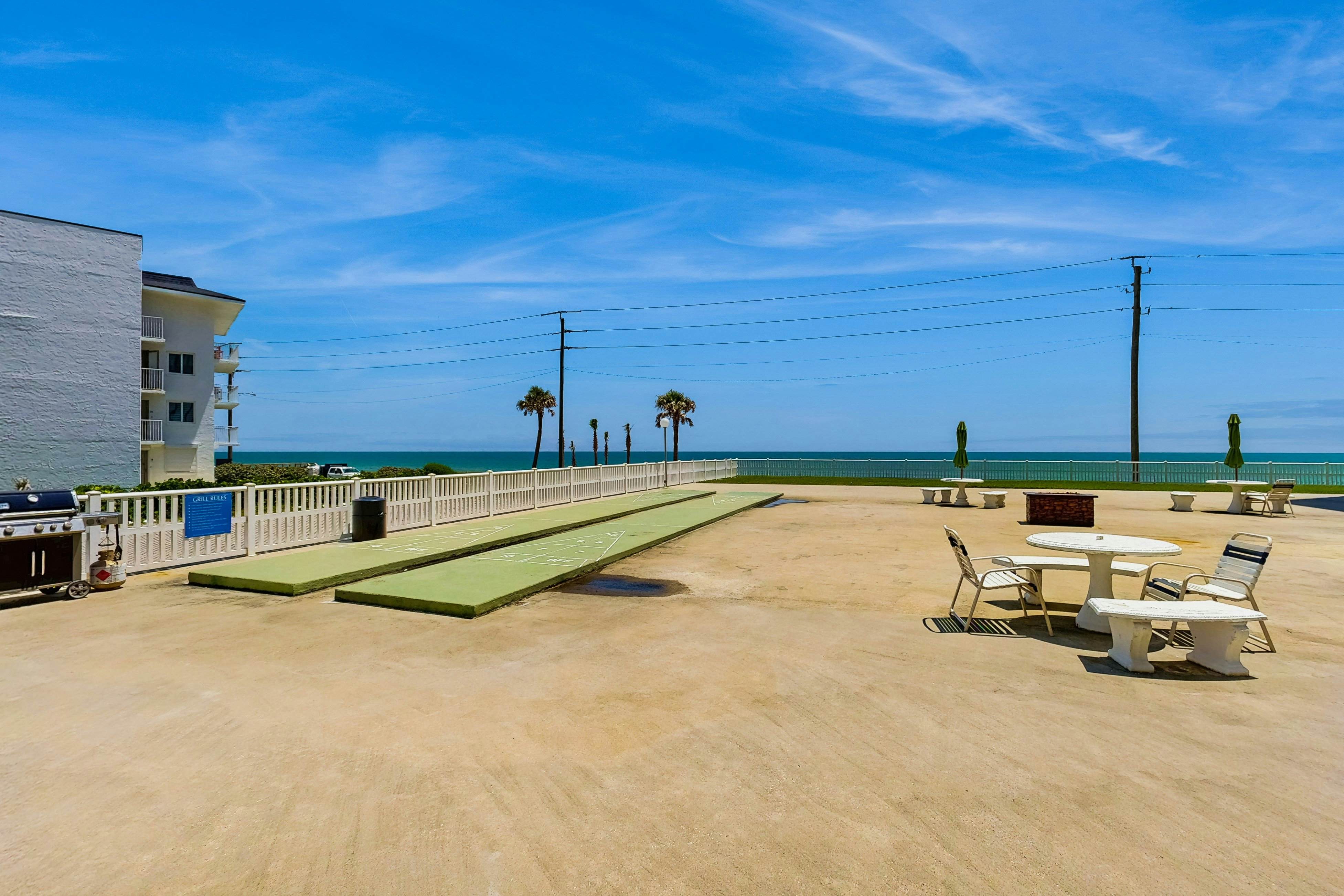 Right on the Shores, Apt 306