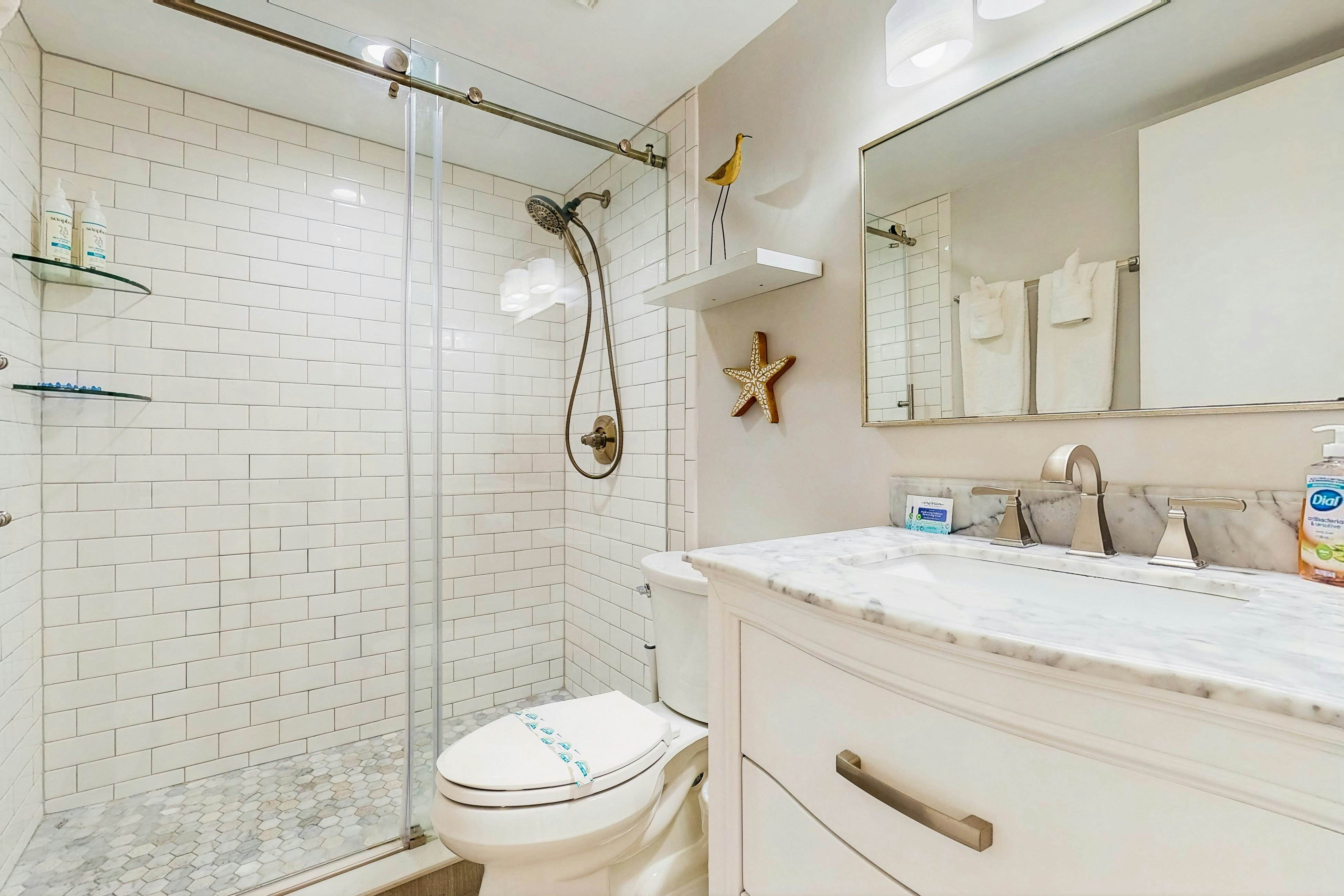 Right on the Shores, Apt 306