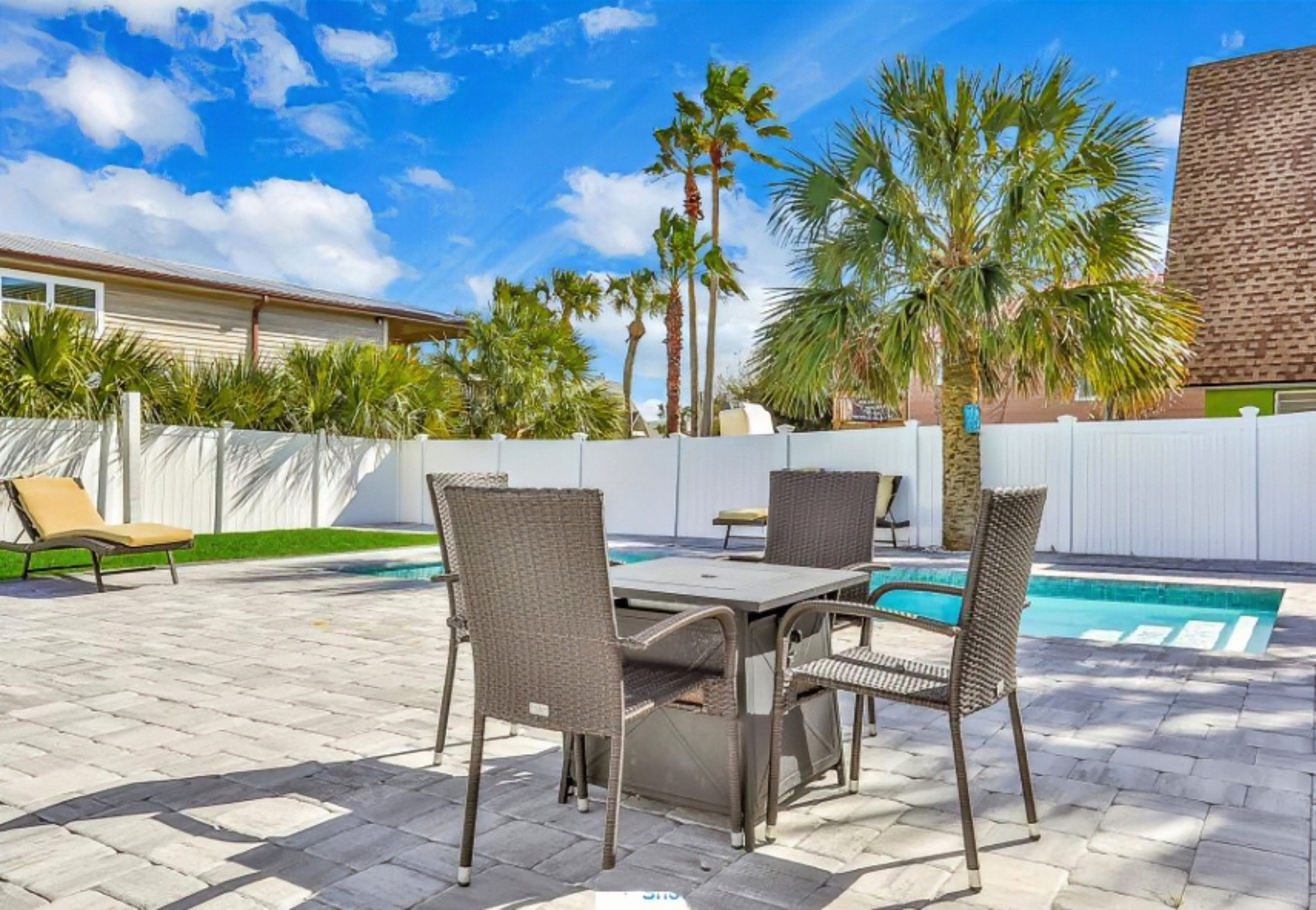 Vilano Beach Dream Full Home, a St Augustine Oasis