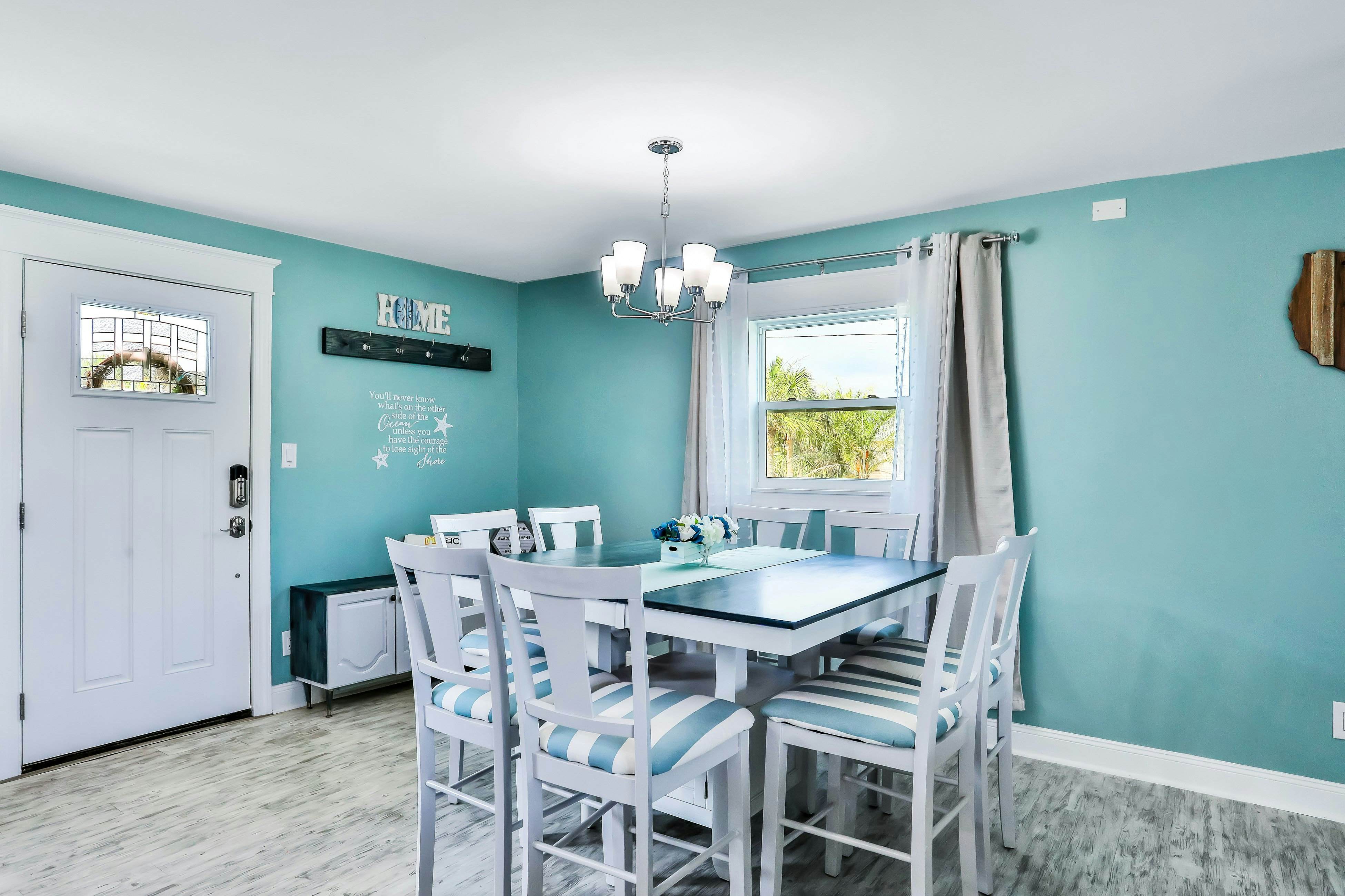 Vilano Beach Dream Full Home, a St Augustine Oasis