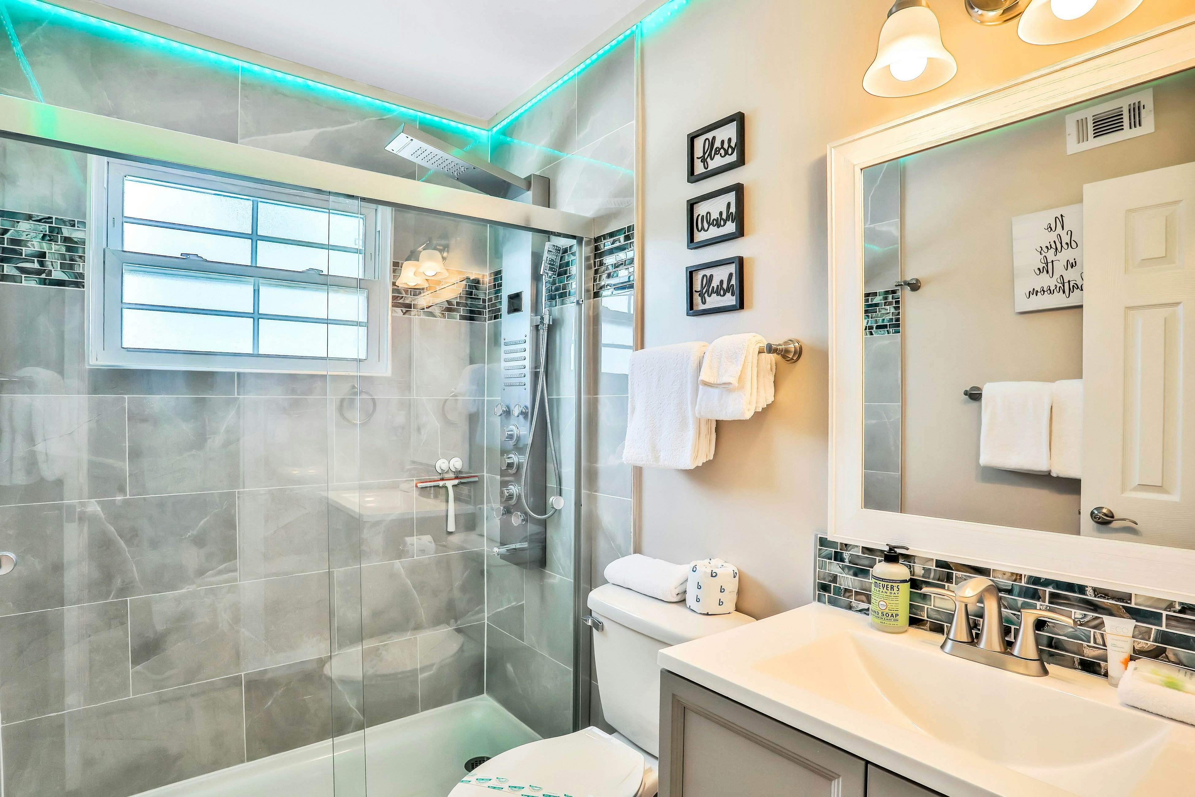 Vilano Beach Dream Full Home, a St Augustine Oasis