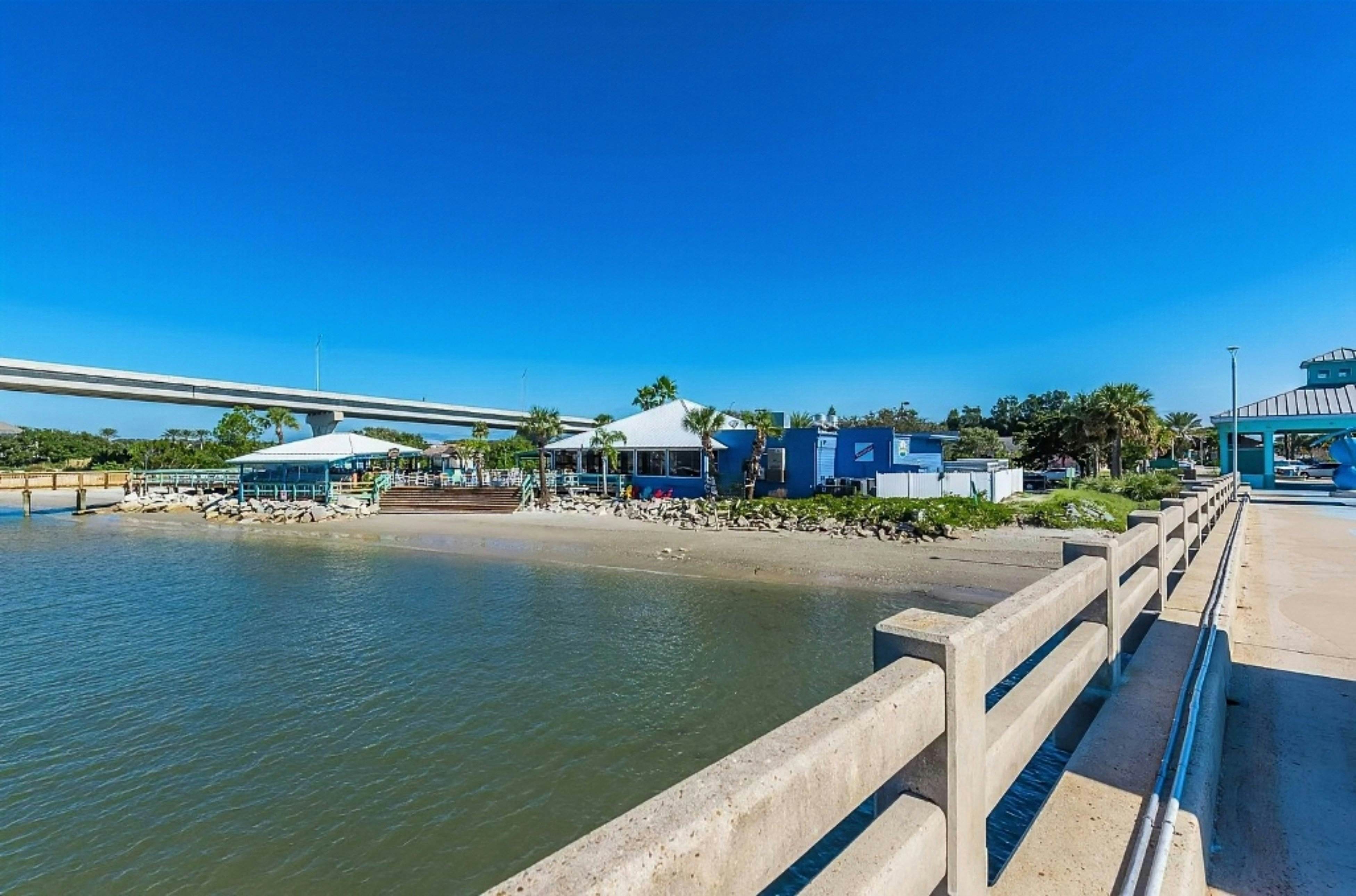 Vilano Beach Dream Full Home, a St Augustine Oasis