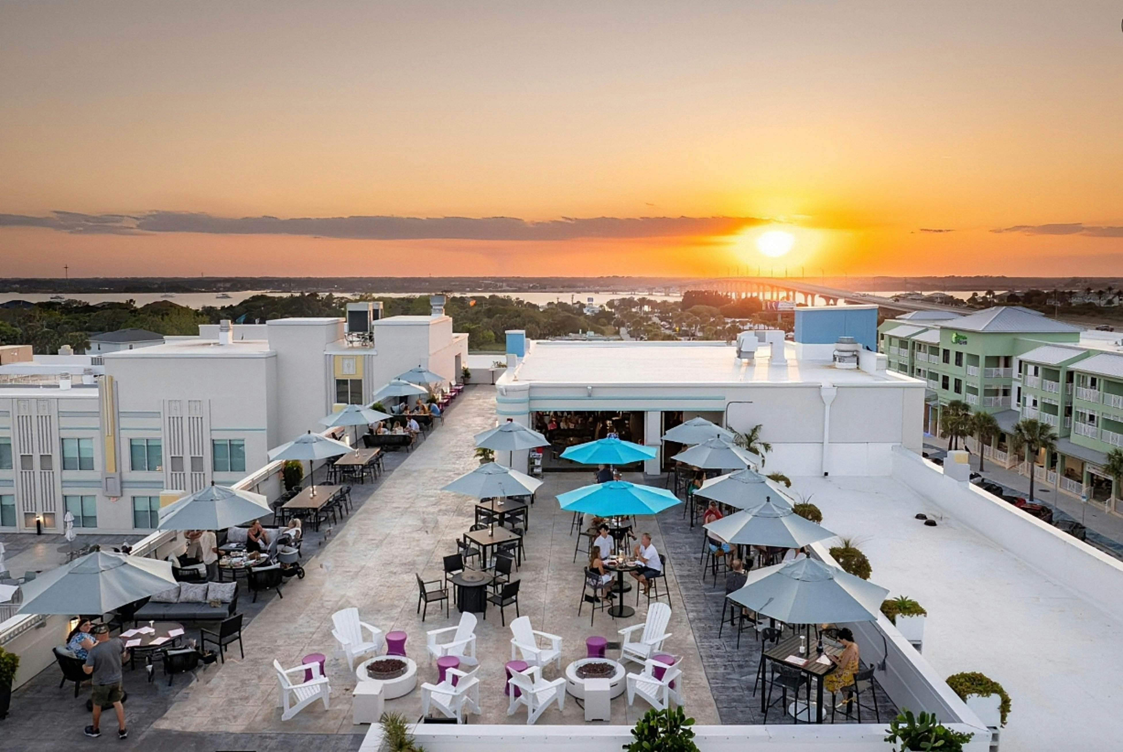 Vilano Beach Dream Full Home, a St Augustine Oasis