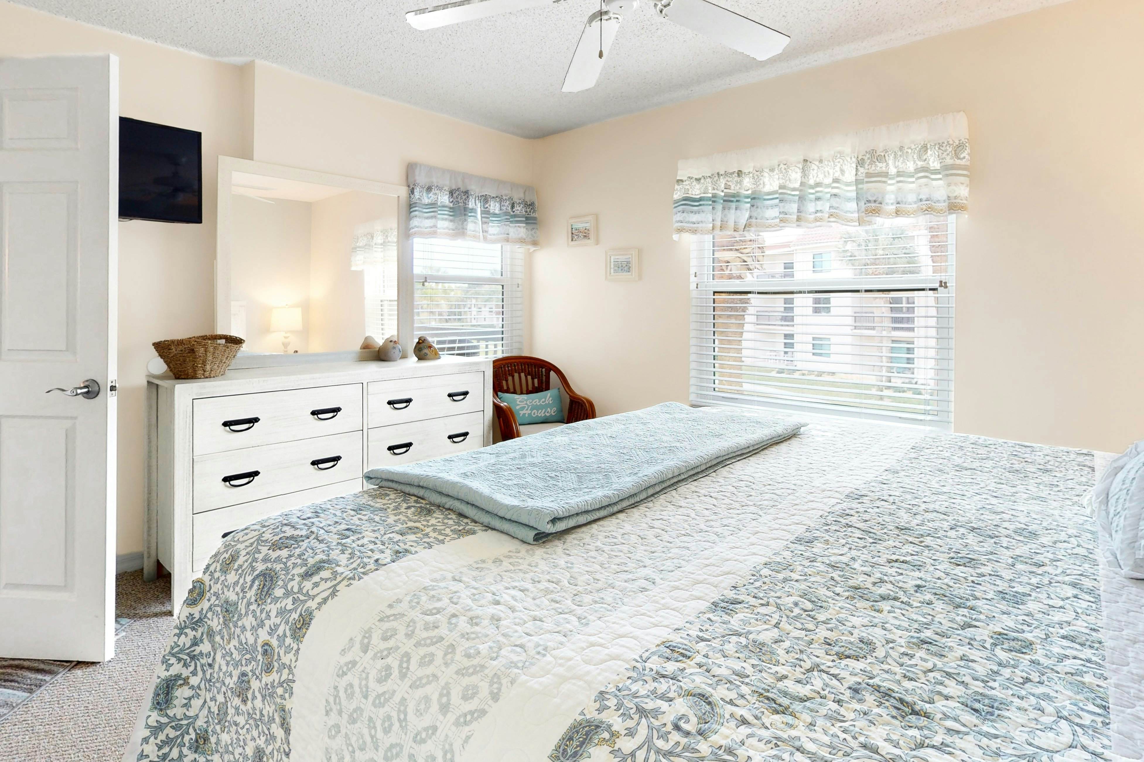 Ocean Village Club R26