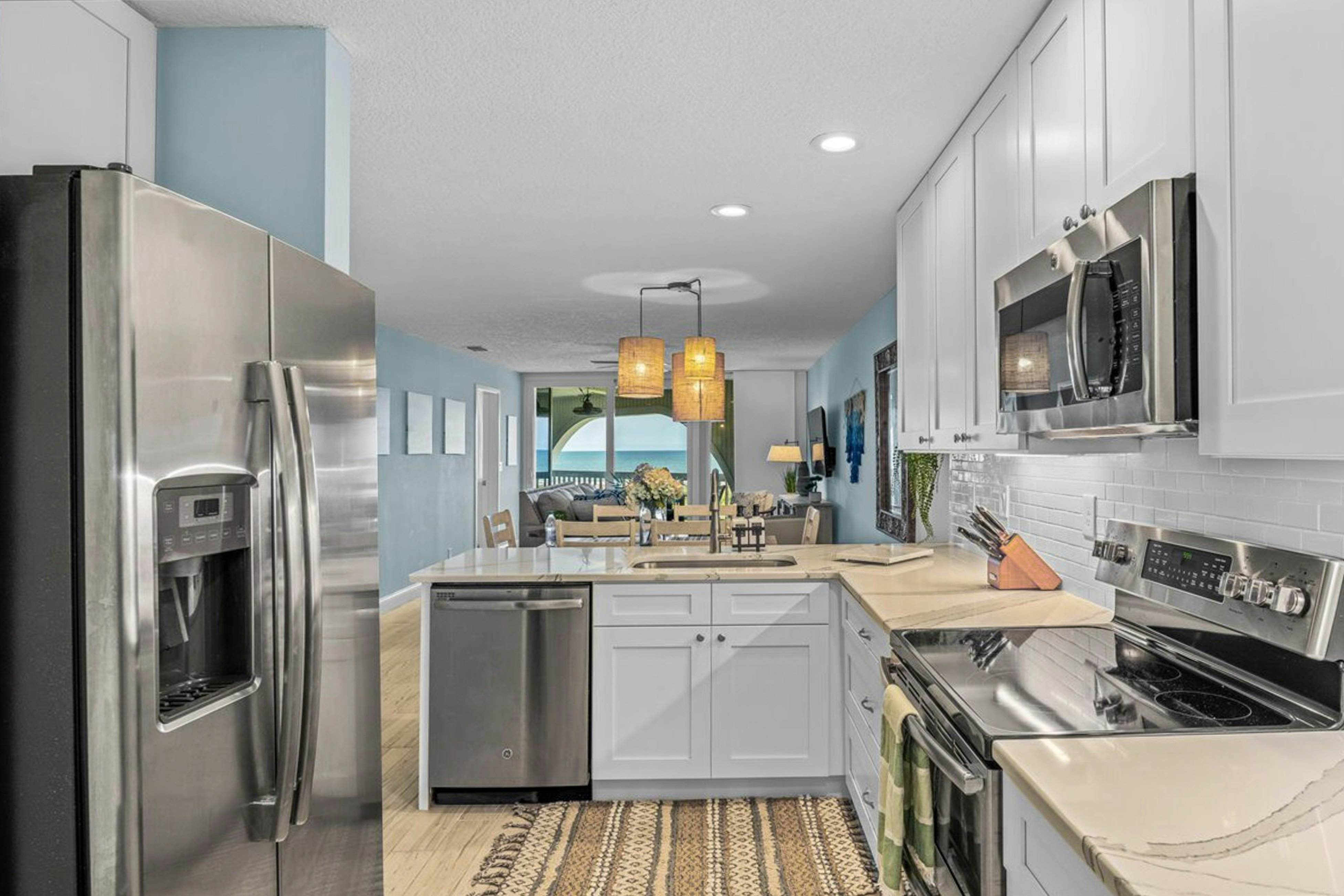 Hibiscus Oceanfront Living