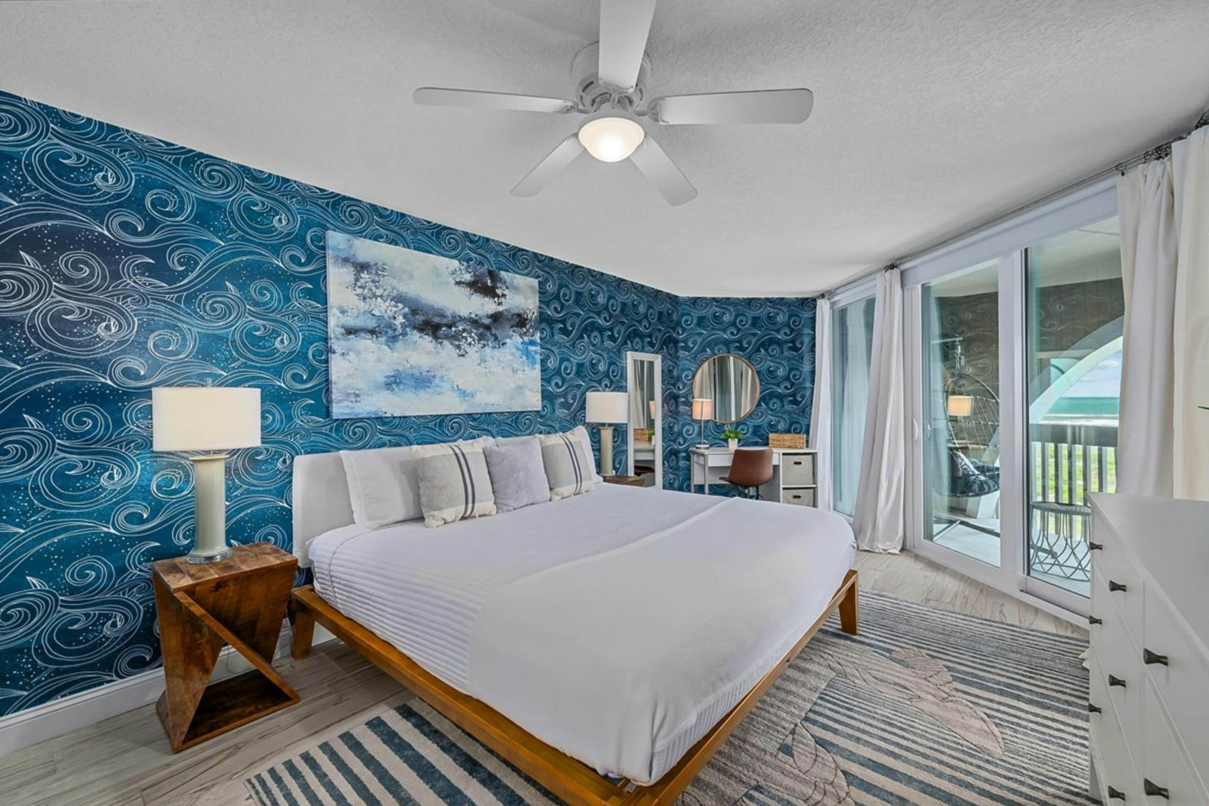 Hibiscus Oceanfront Living