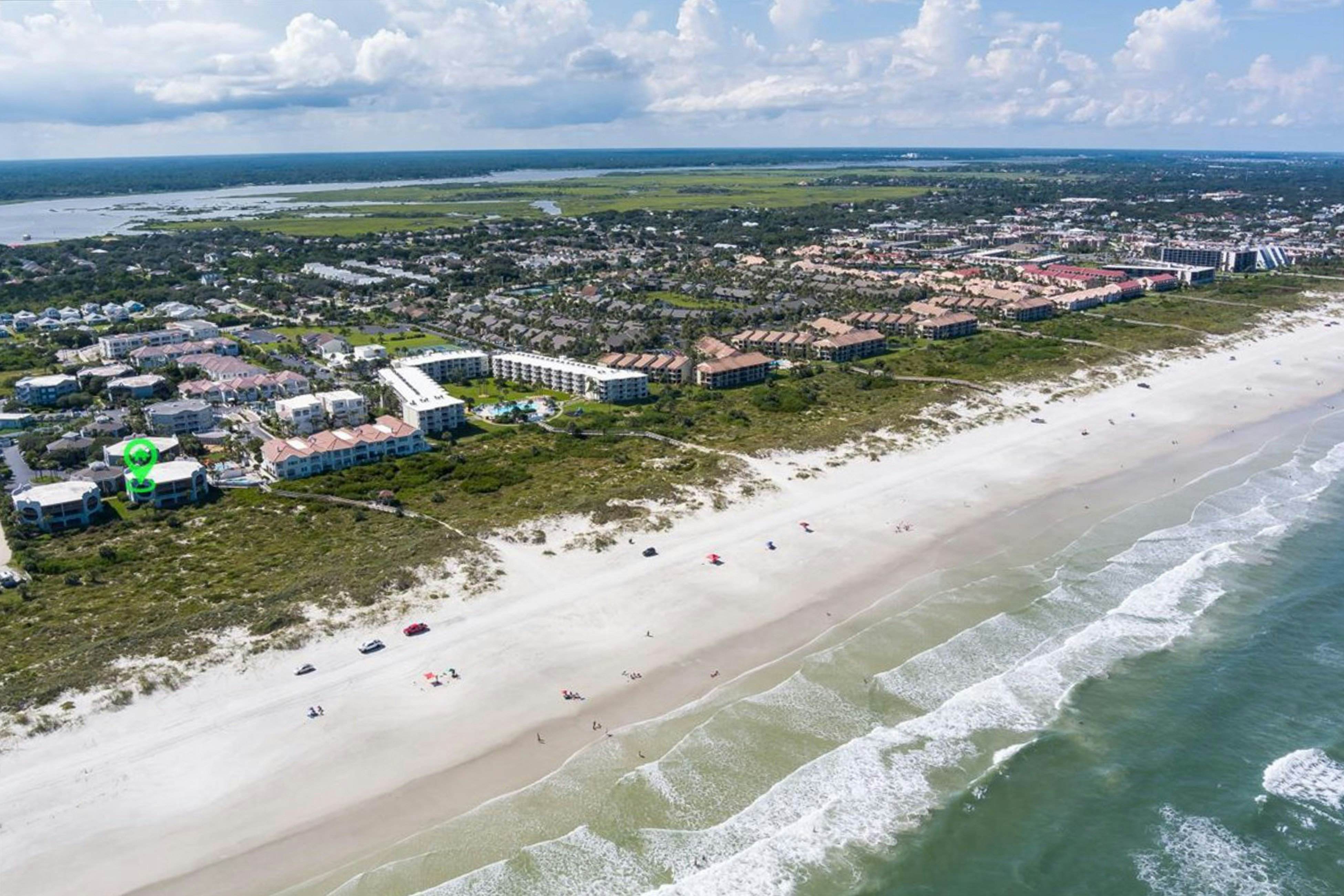 Hibiscus Oceanfront Living