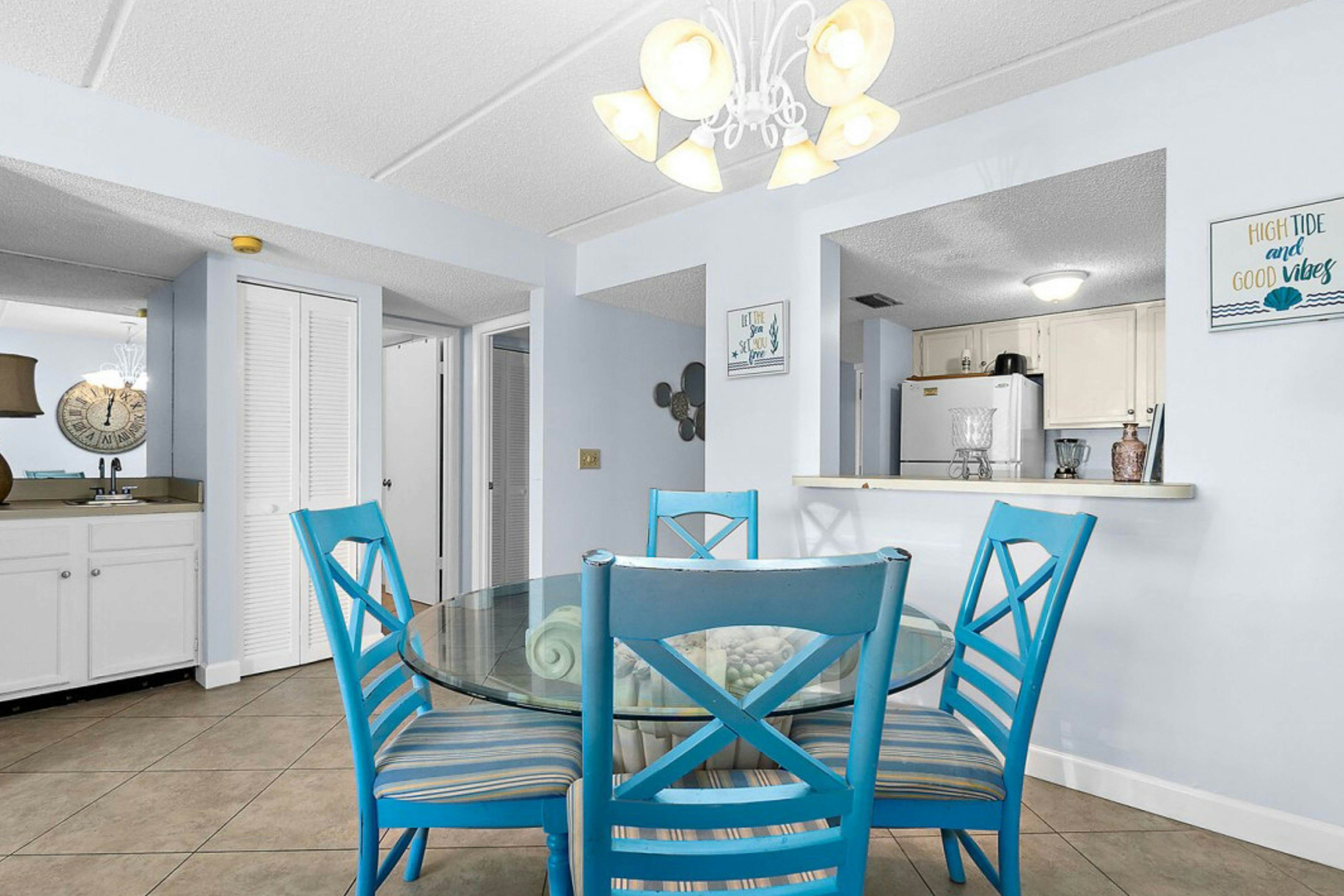 St Aug Ocean and Racquet 2104