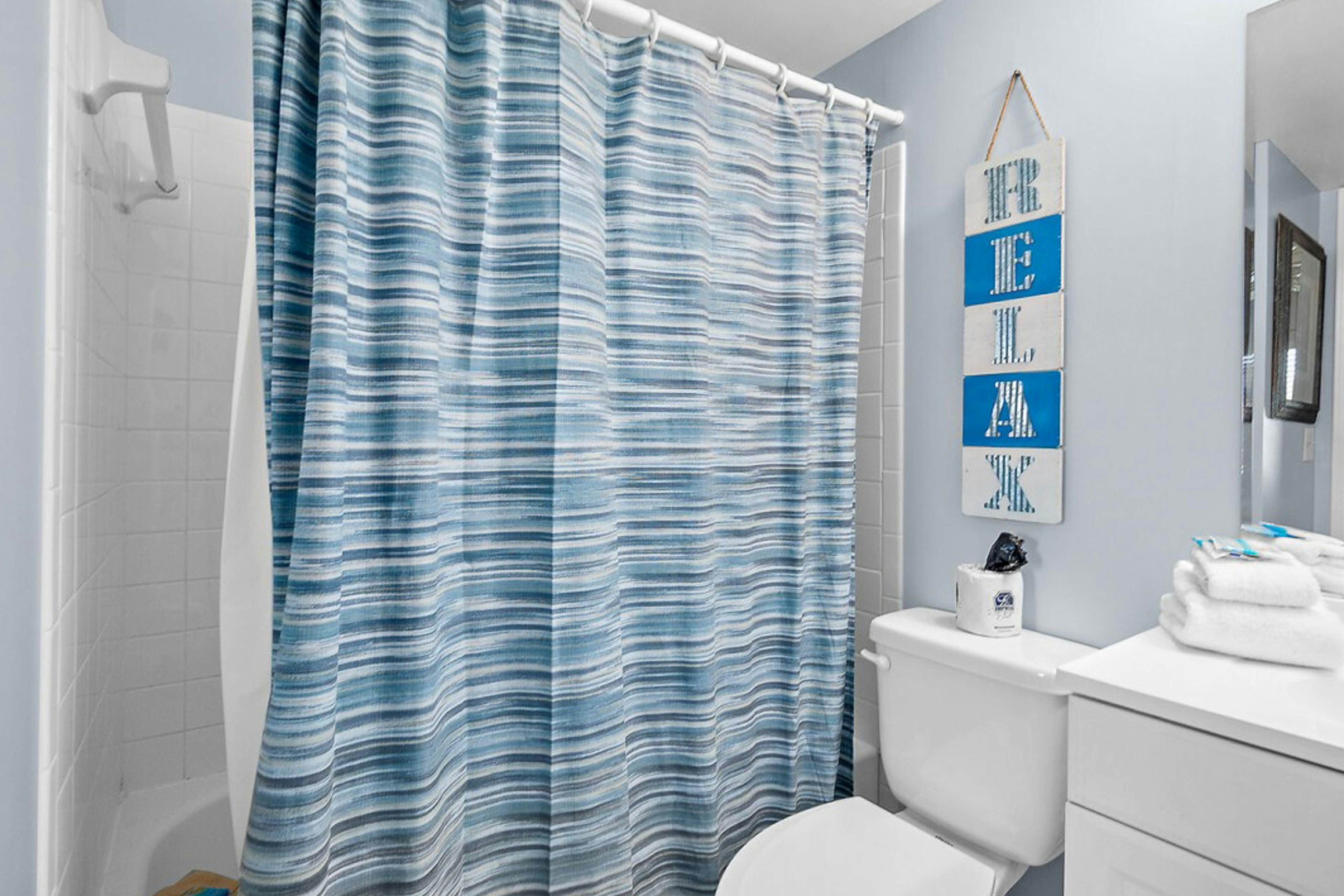 St Aug Ocean and Racquet 2104