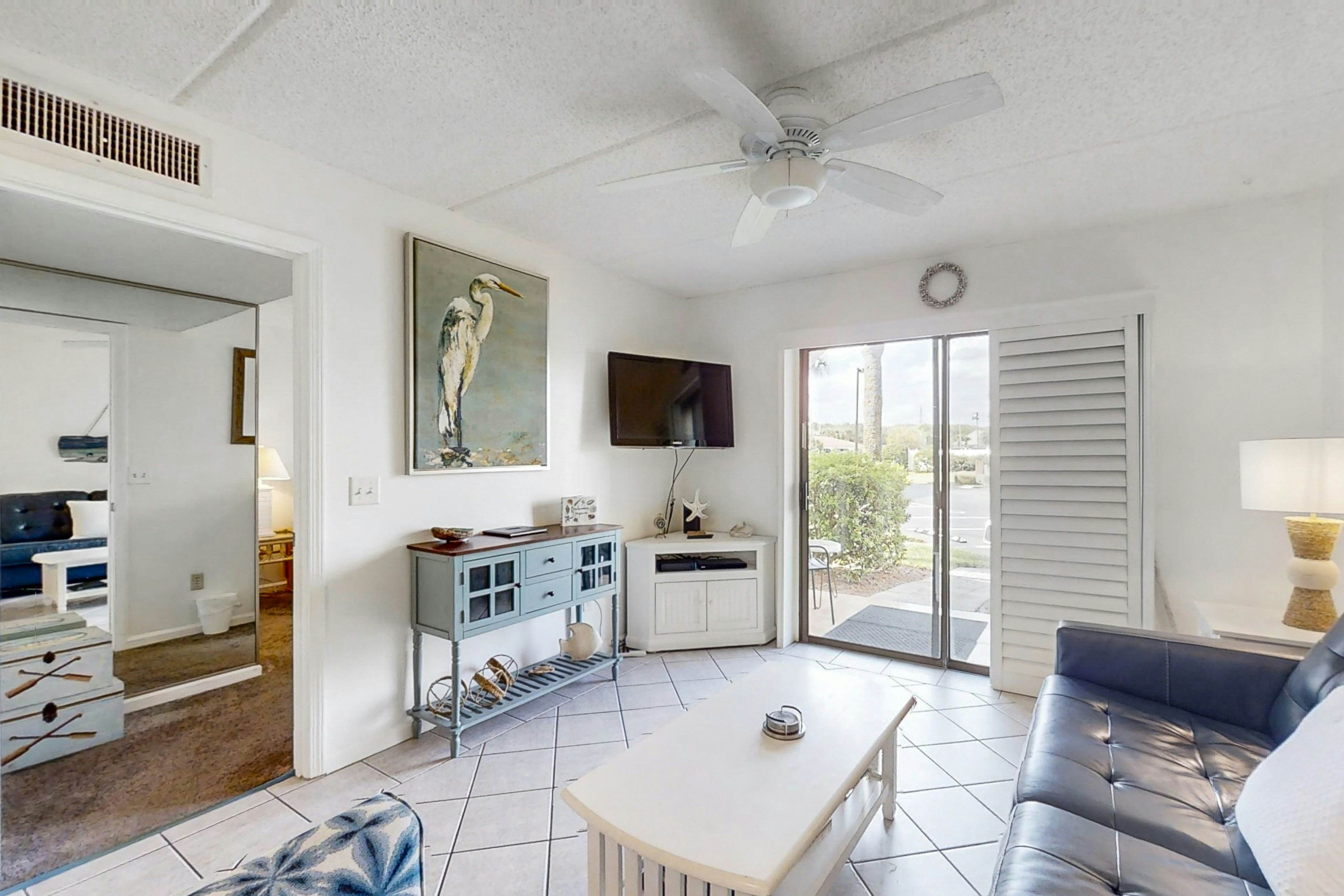 St Aug Ocean and Racquet 2103