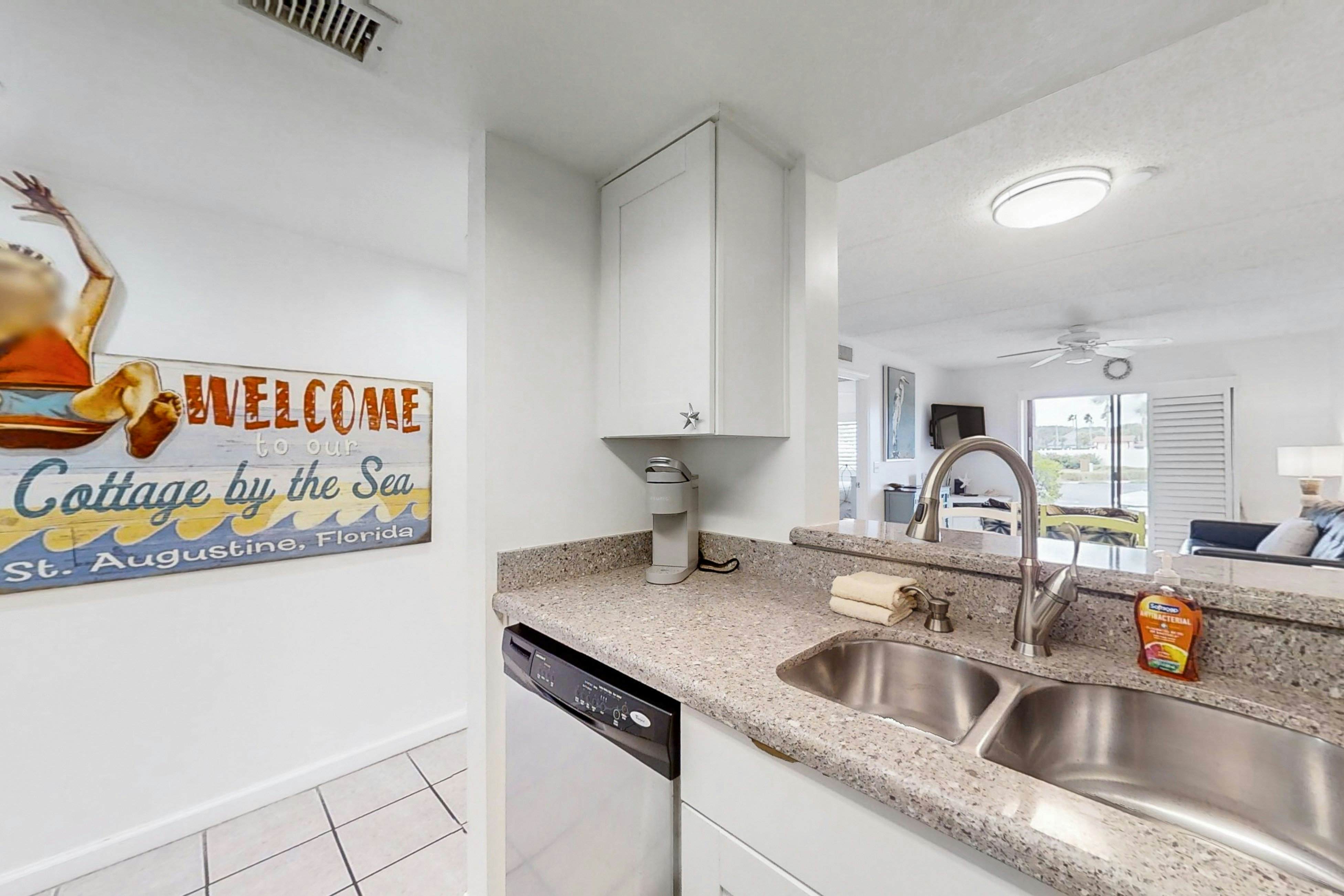 St Aug Ocean and Racquet 2103