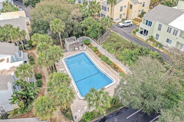 Oceanfront condo with pool, grill, central AC, washer/dryer, & snowbird friendly