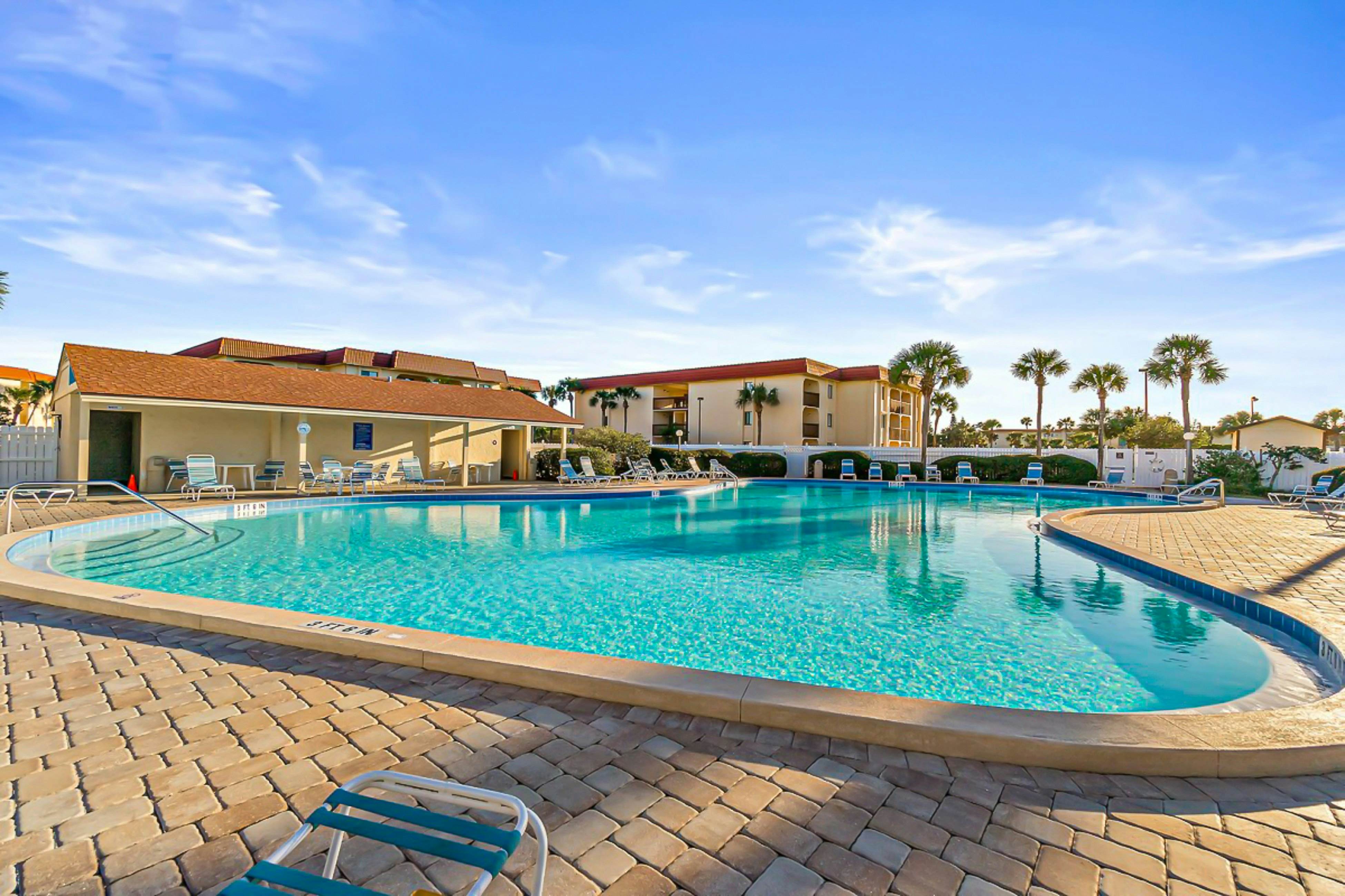 St Aug Ocean and Racquet 3114