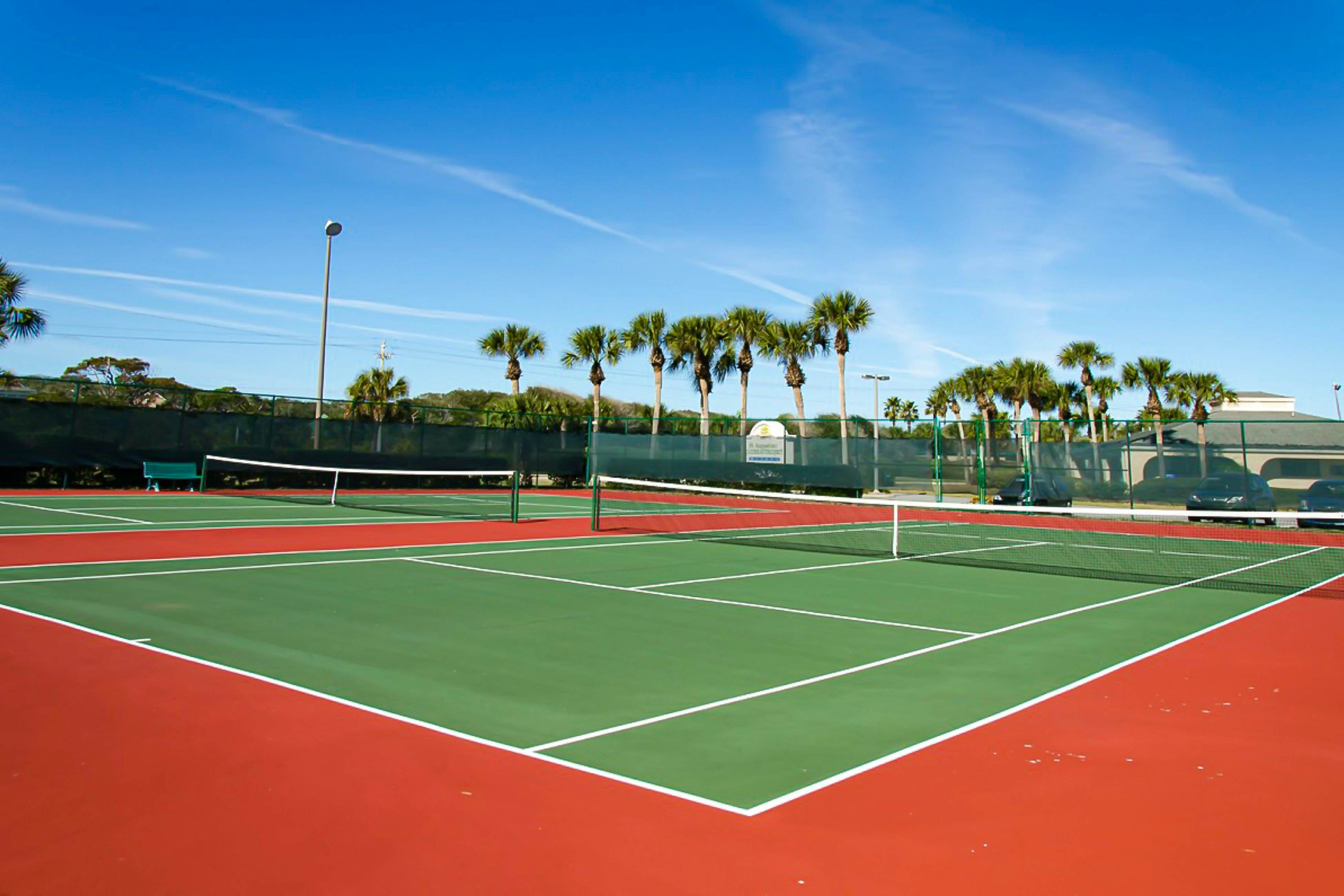 St Aug Ocean and Racquet 3114