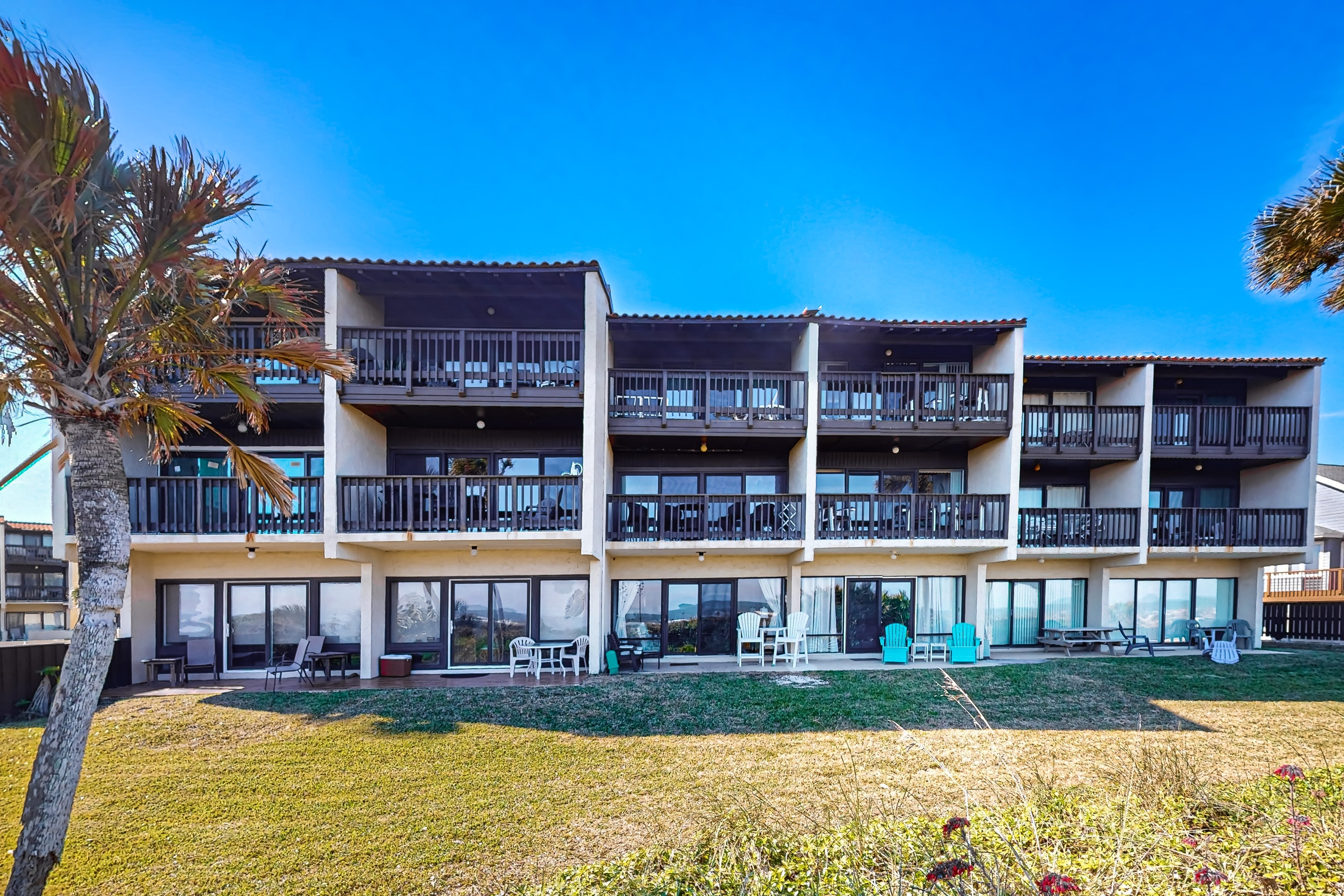 Oceanfront condo with resort amenities, beach access and pool