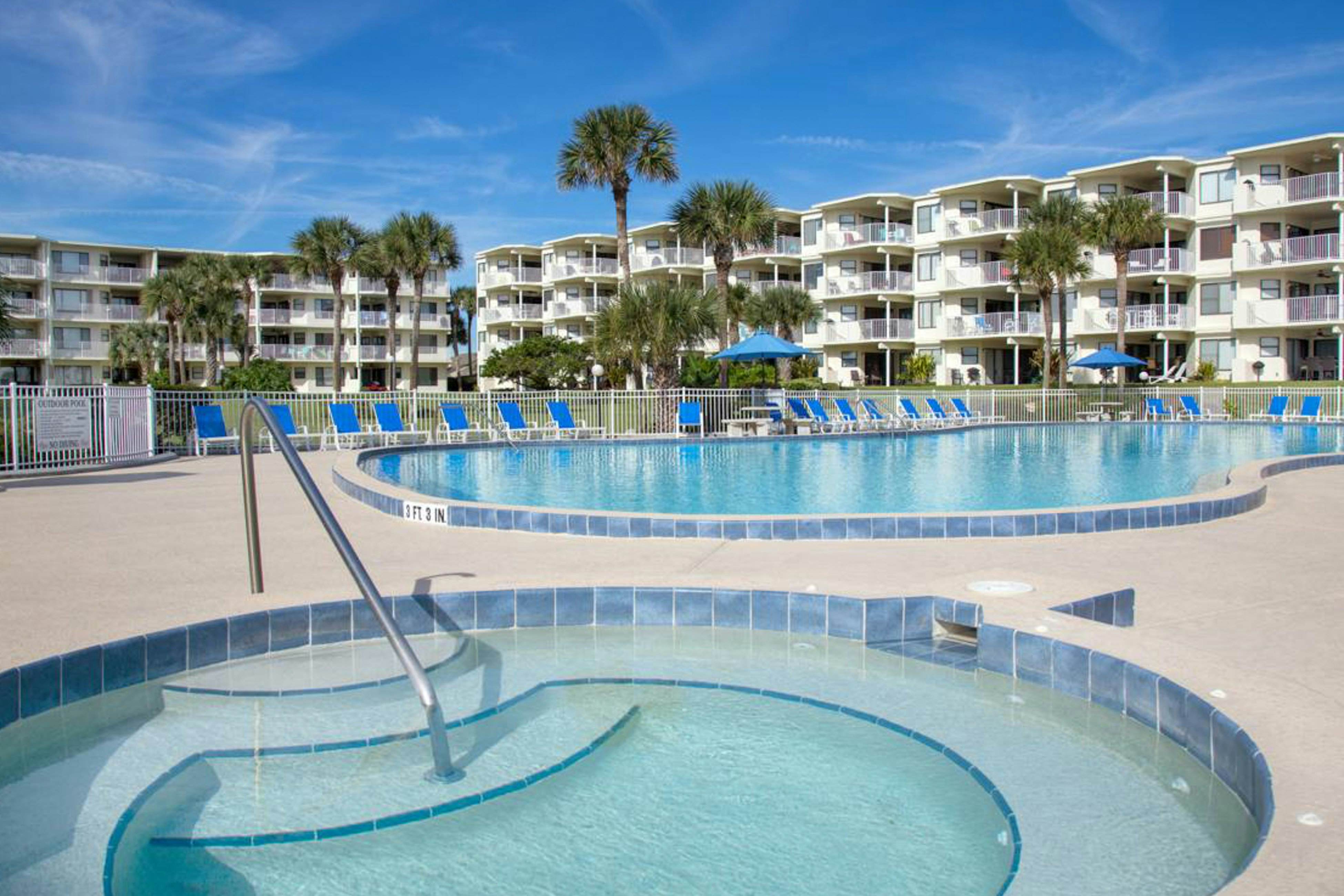 Colony Reef Club II 17A