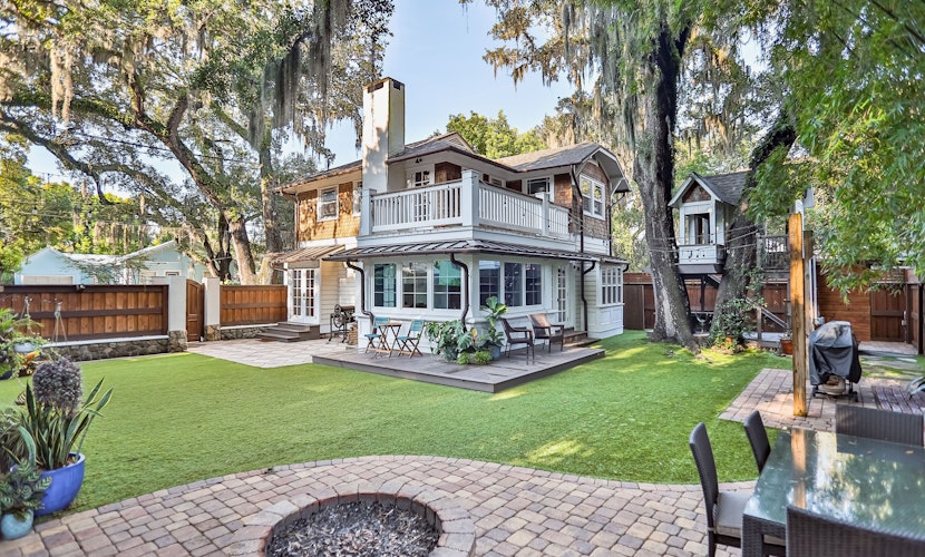 Extraordinary Old Florida home with designer interior & backyard treehouse