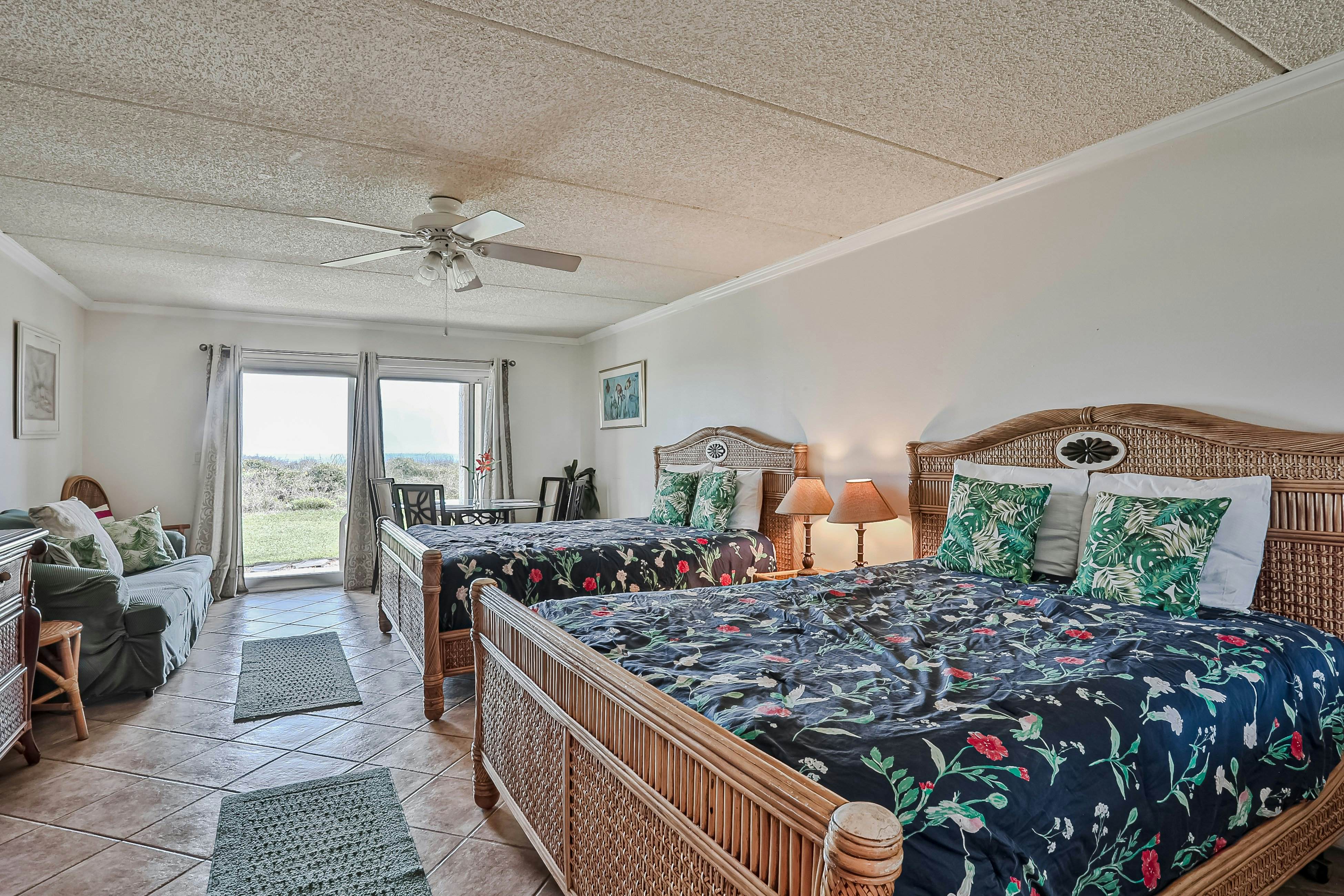Four Winds Oceanfront Condo