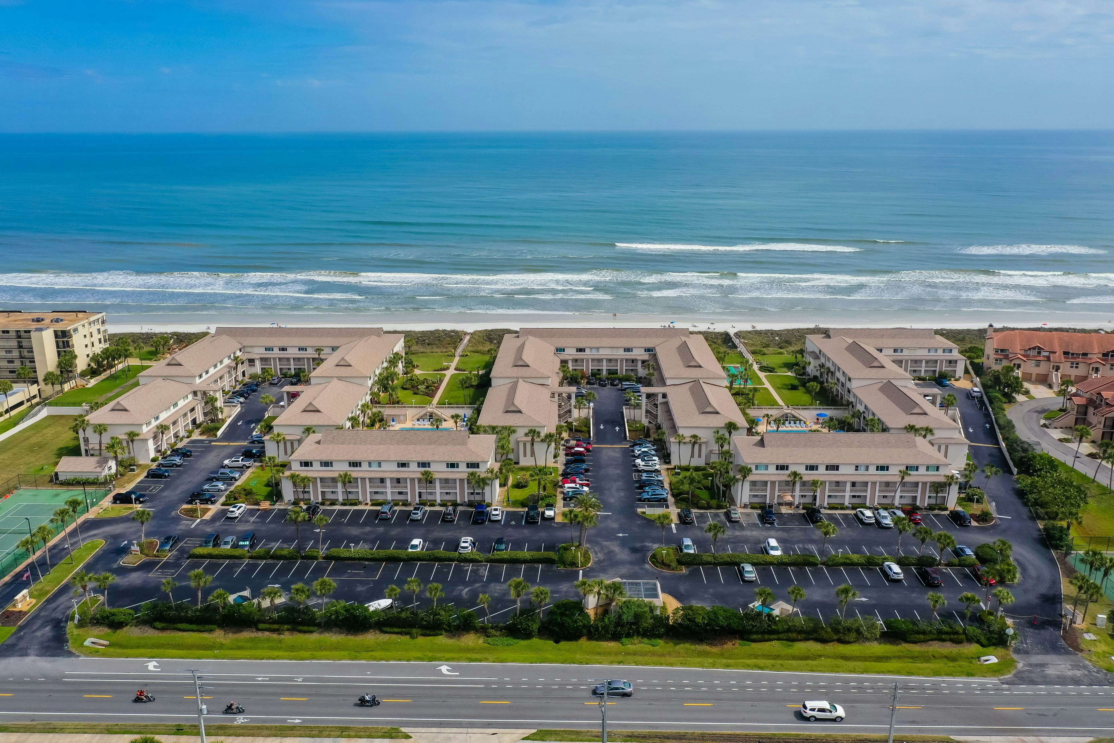 Four Winds Oceanfront Condo