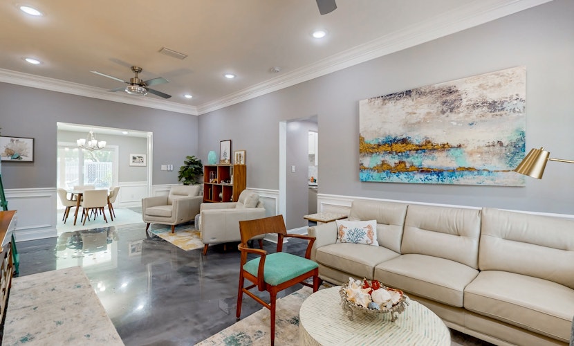 Spacious Dog-Friendly House near Beaches, Historic Downtown w/Beach Access