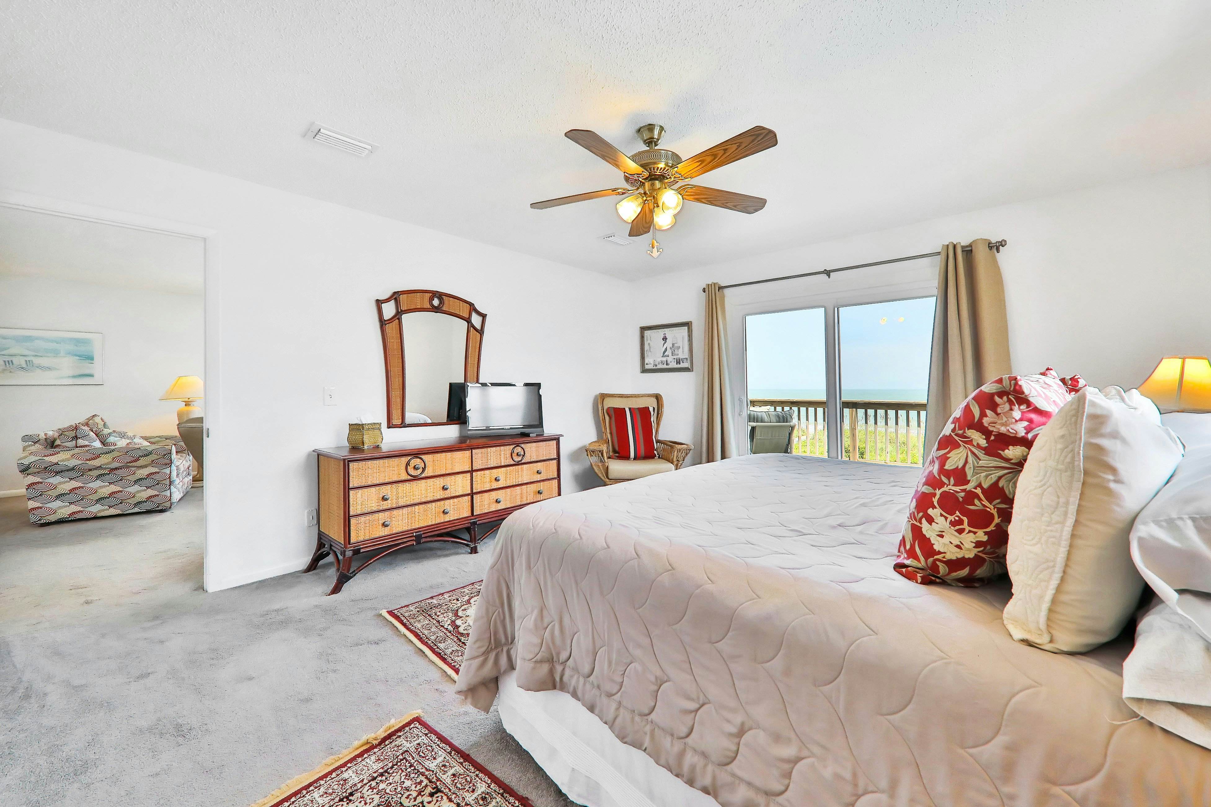 Vilano's Edge Full Home